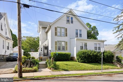 17 W MAGNOLIA AVENUE ALDAN PA 19018