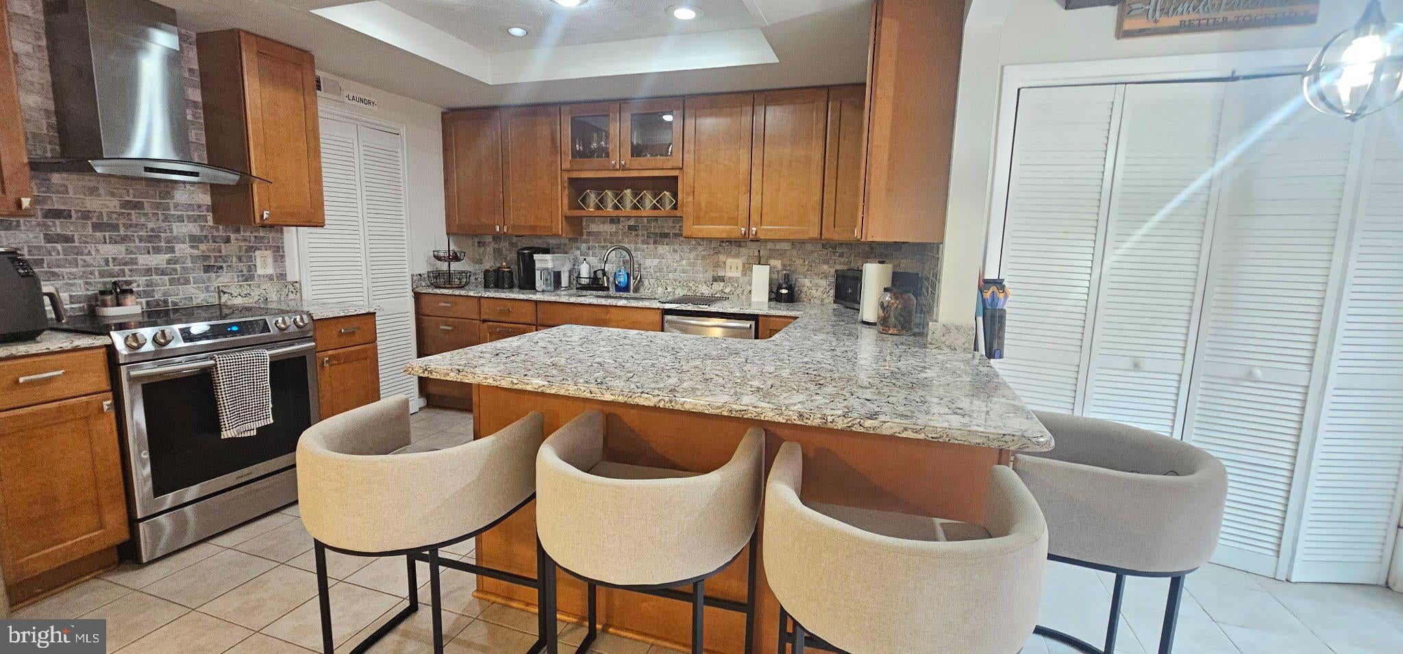 24 BISCAYNE PLACE