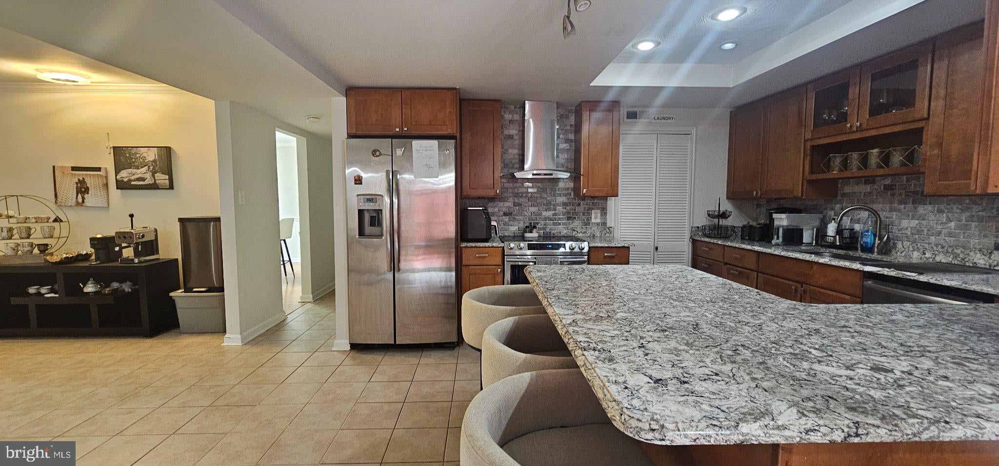 24 BISCAYNE PLACE