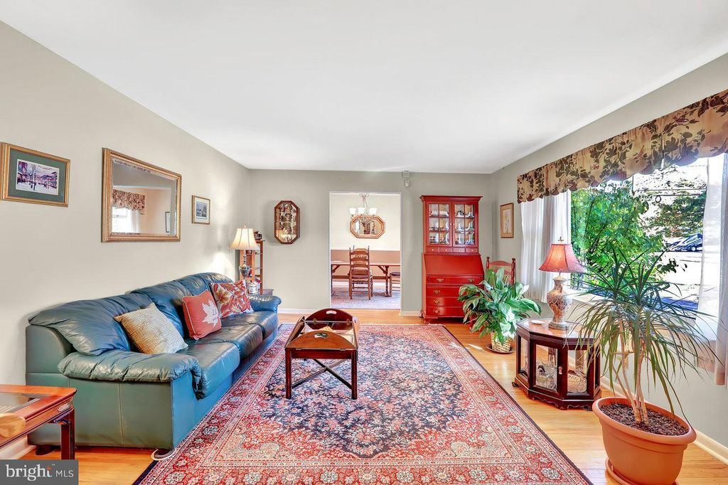 Photo of 4 Westwood Drive, EWING, NJ 08628 (MLS # NJME2067164)