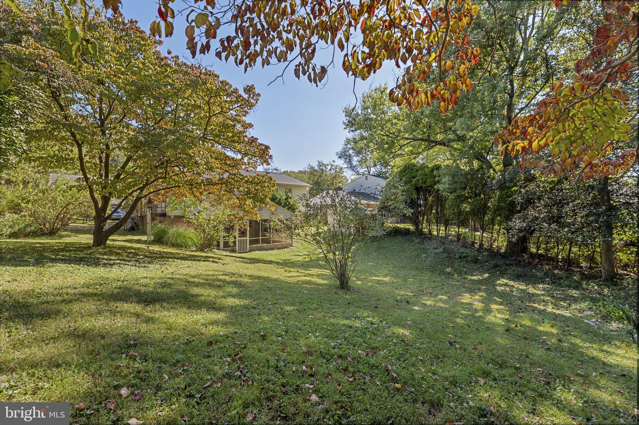 GLENORA HILLS - Residential