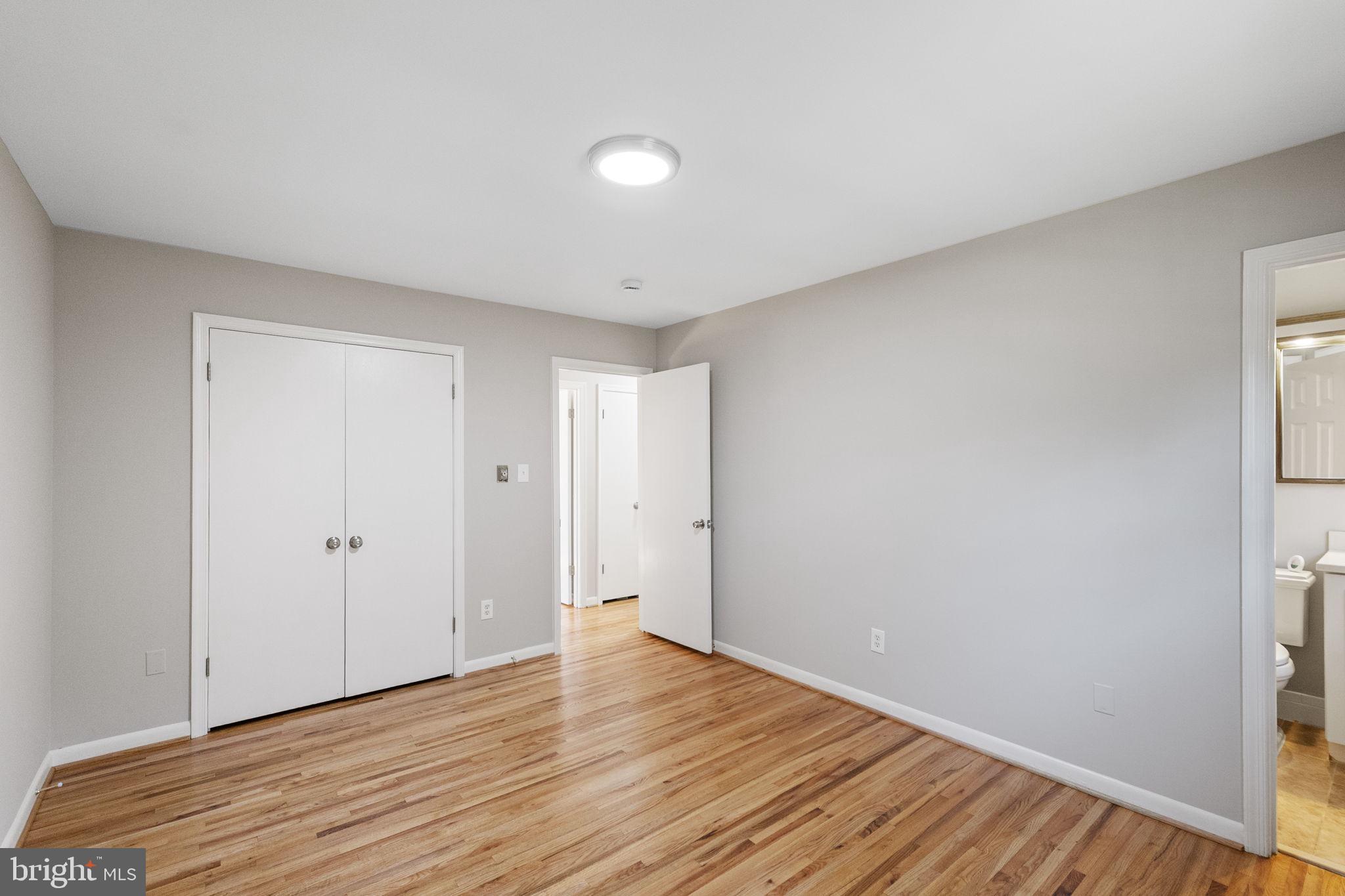 GLENORA HILLS - Residential