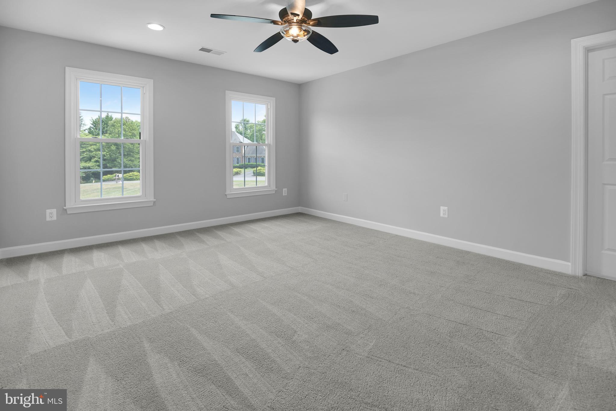 FOXLAIR ACRES - Residential