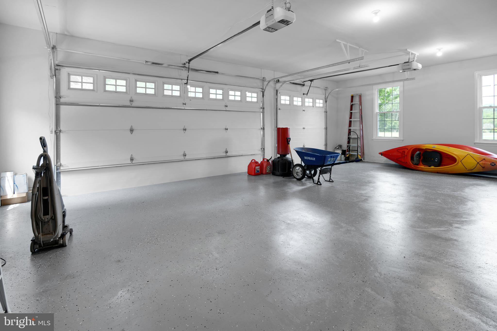 FOXLAIR ACRES - Residential