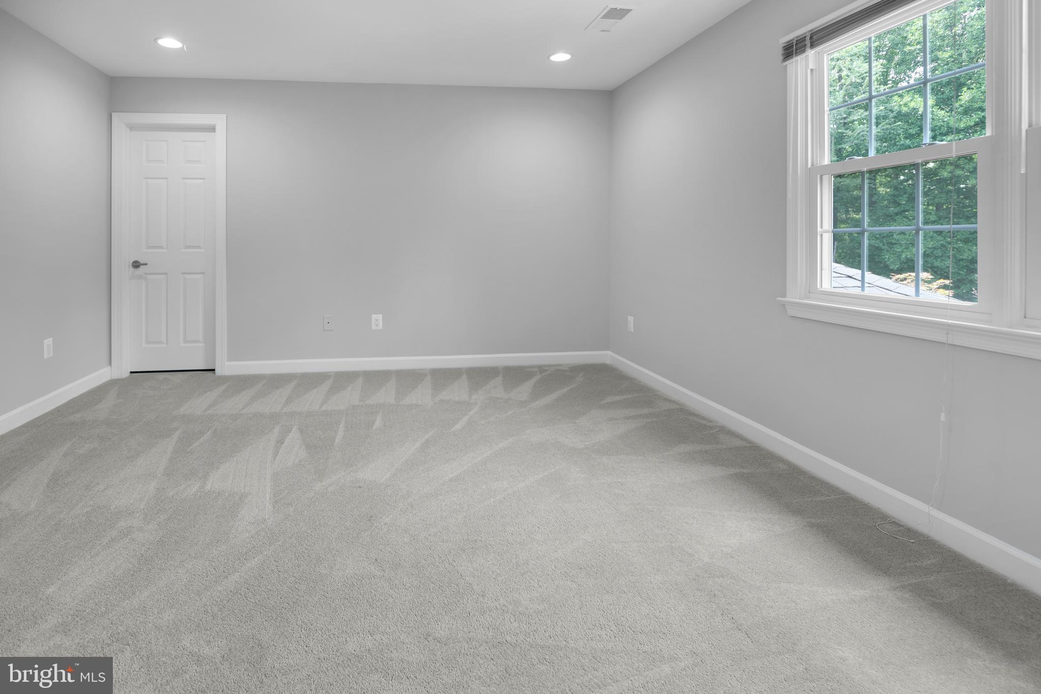 FOXLAIR ACRES - Residential