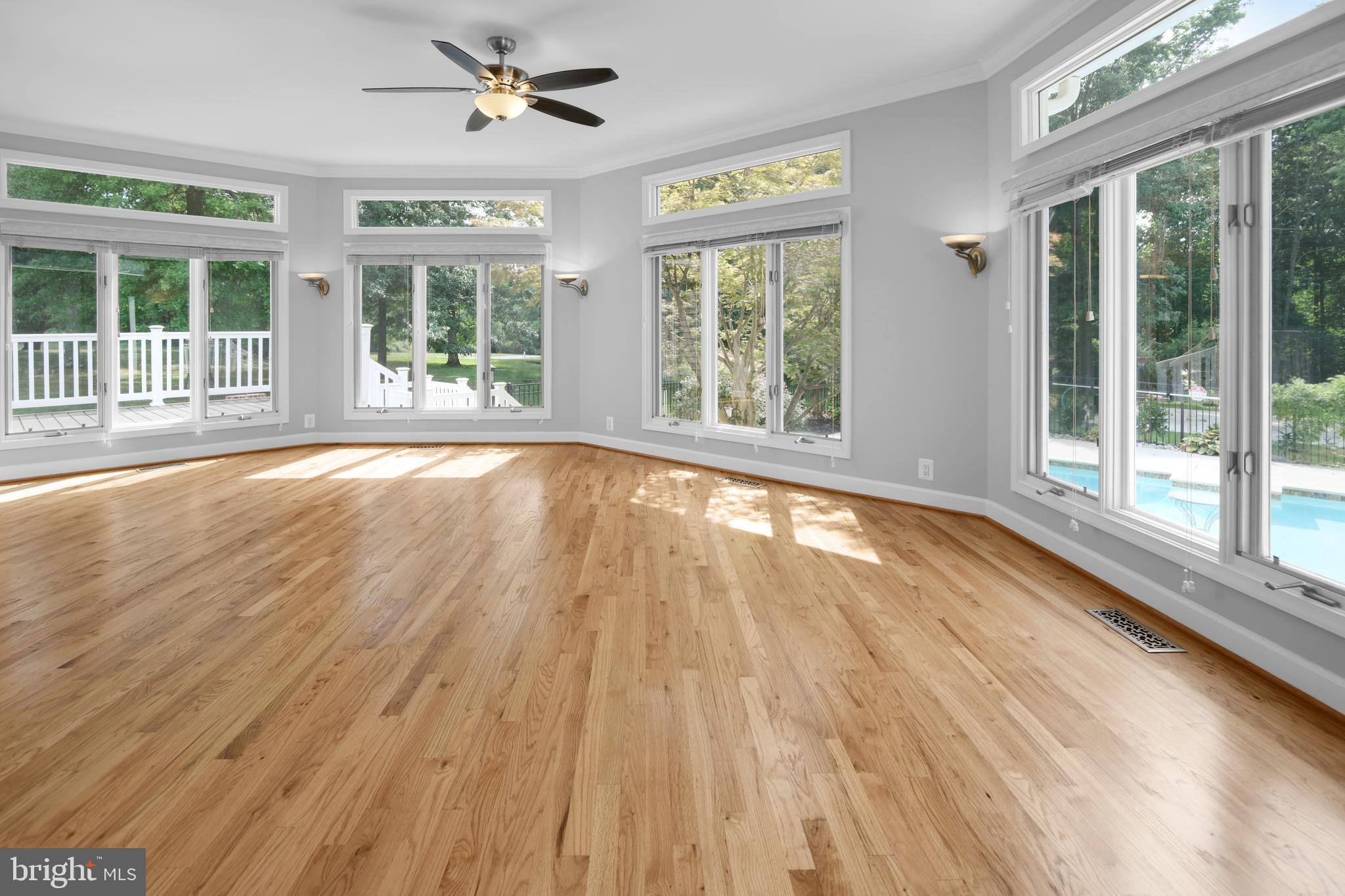 FOXLAIR ACRES - Residential