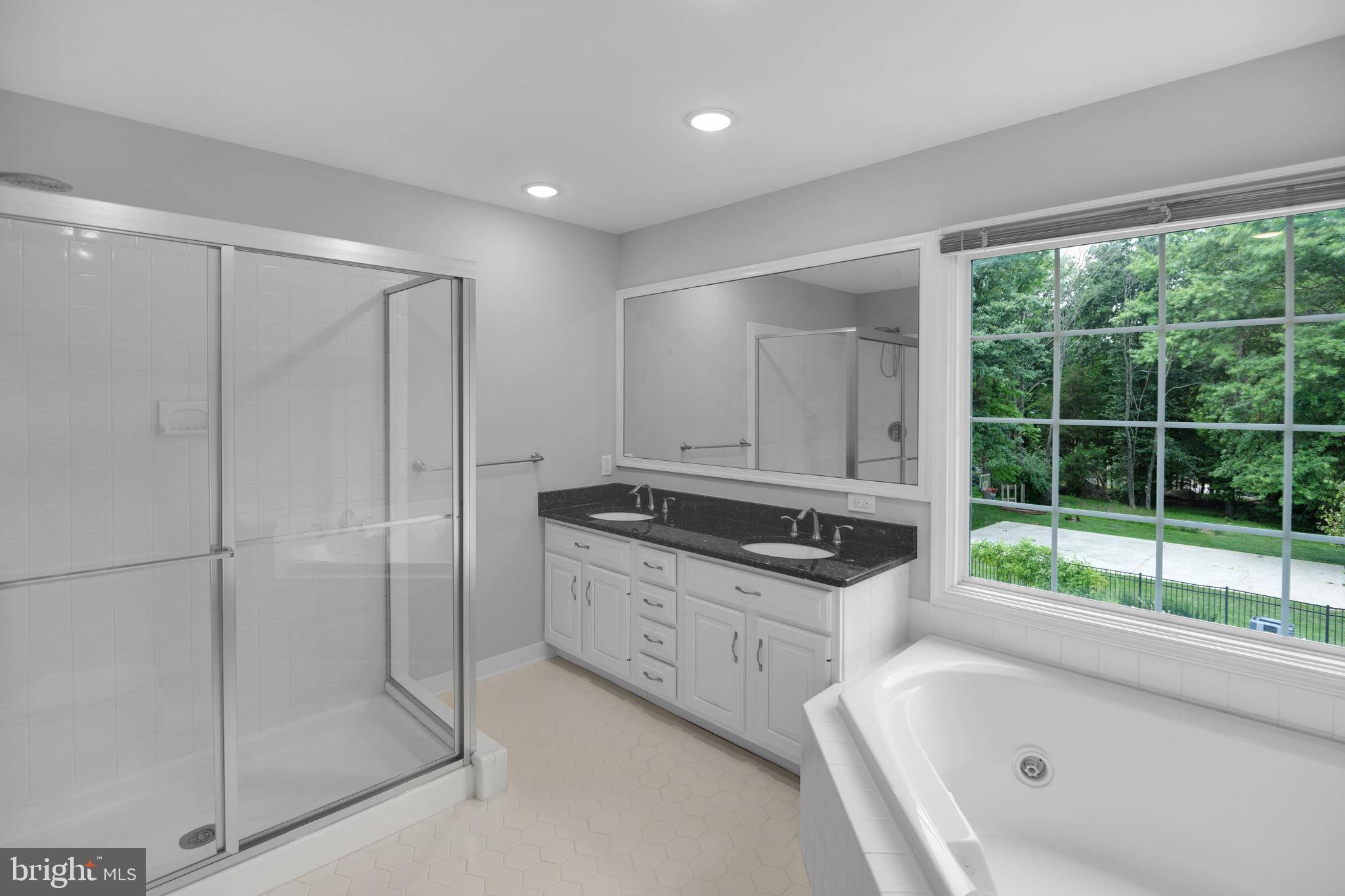 FOXLAIR ACRES - Residential