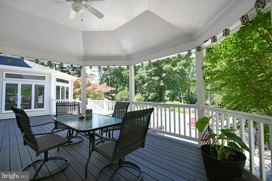 FOXLAIR ACRES - Residential