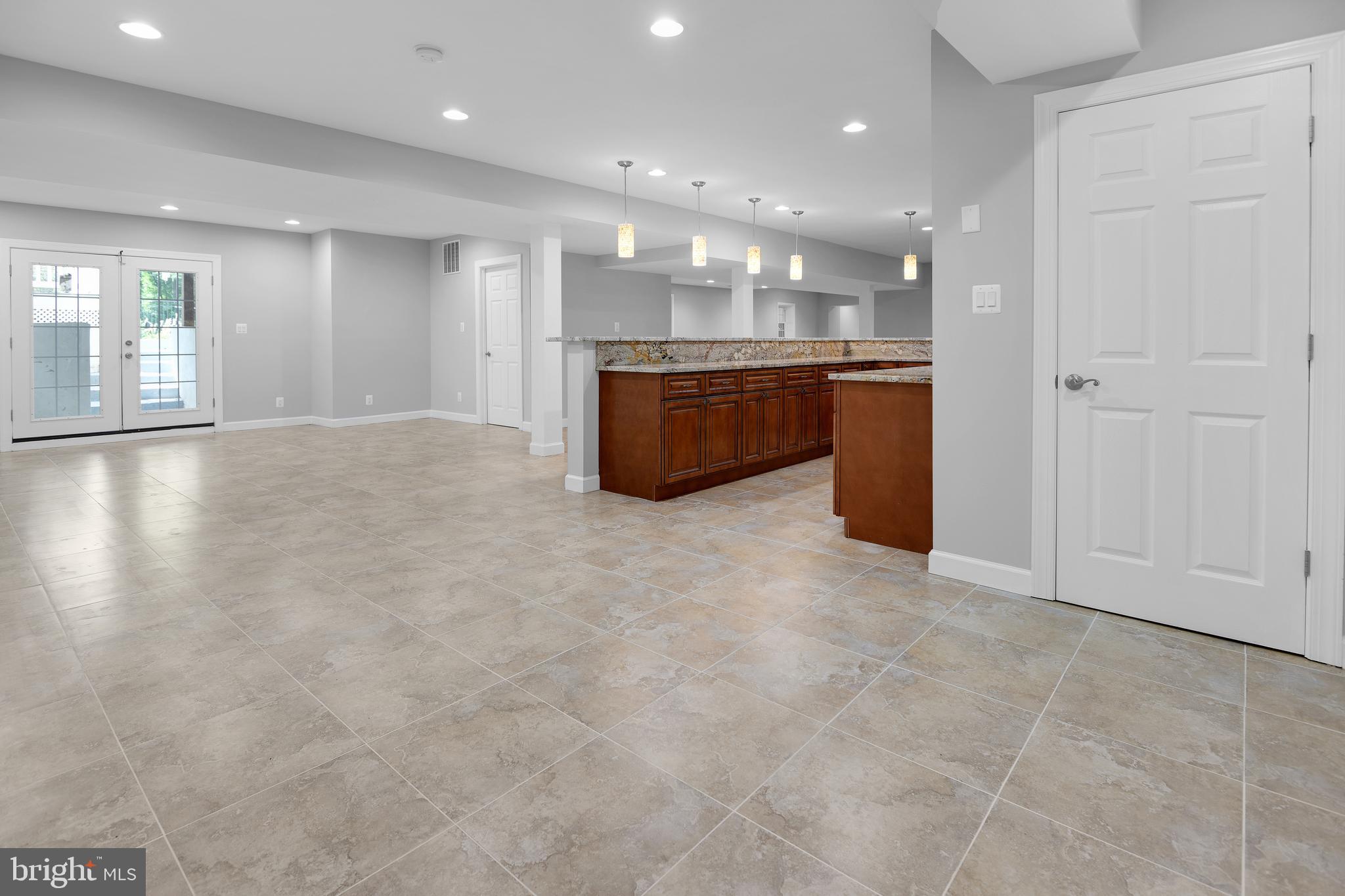 FOXLAIR ACRES - Residential