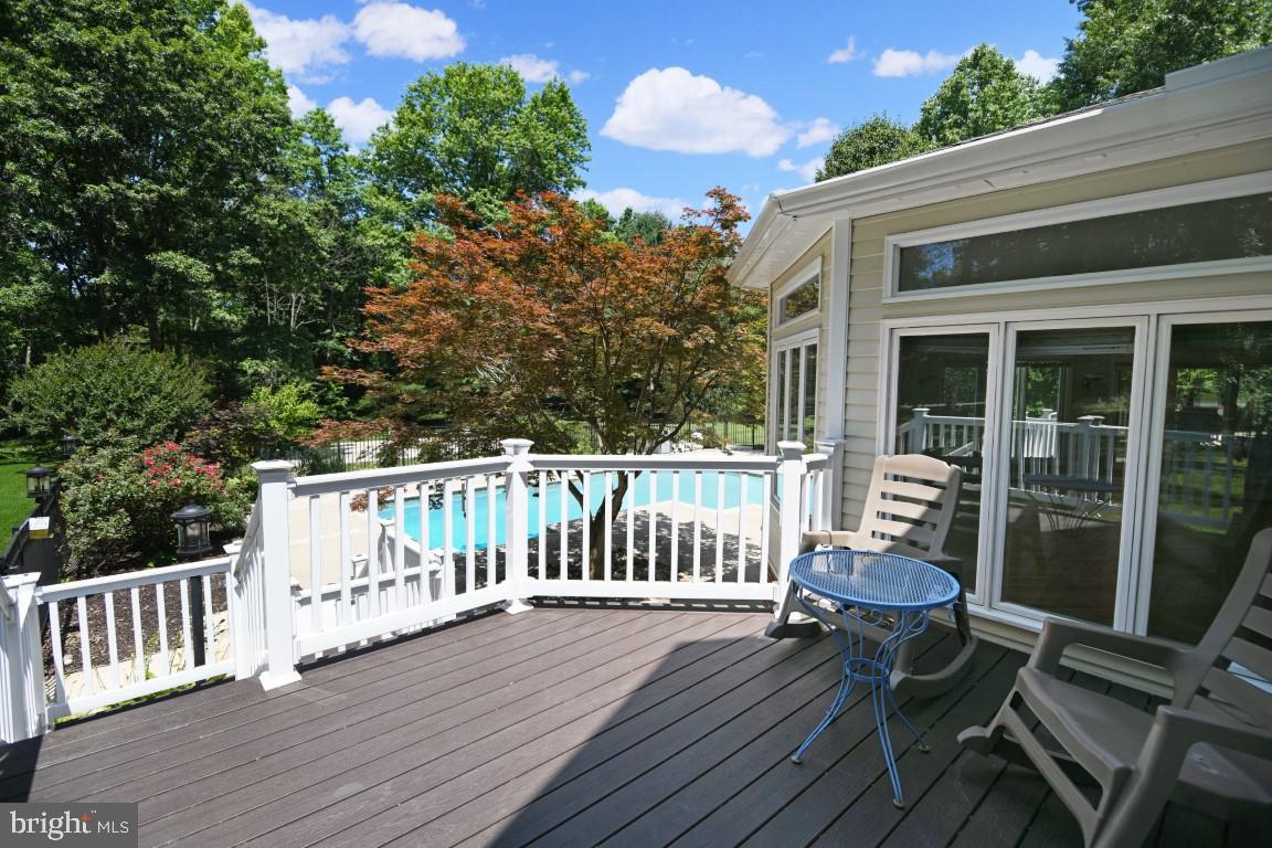 FOXLAIR ACRES - Residential