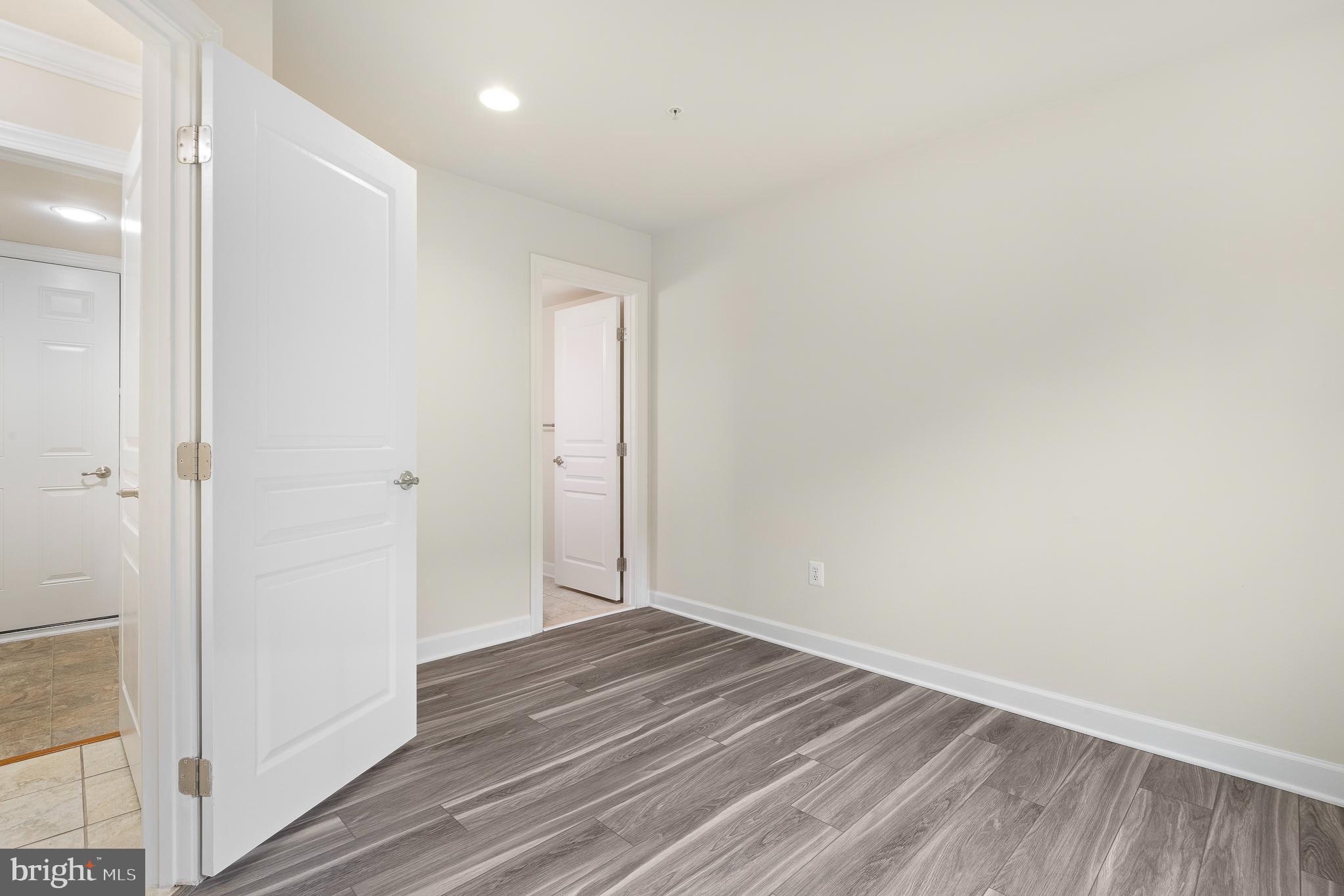 WATKINS MILL TOWN CENTER - Residential