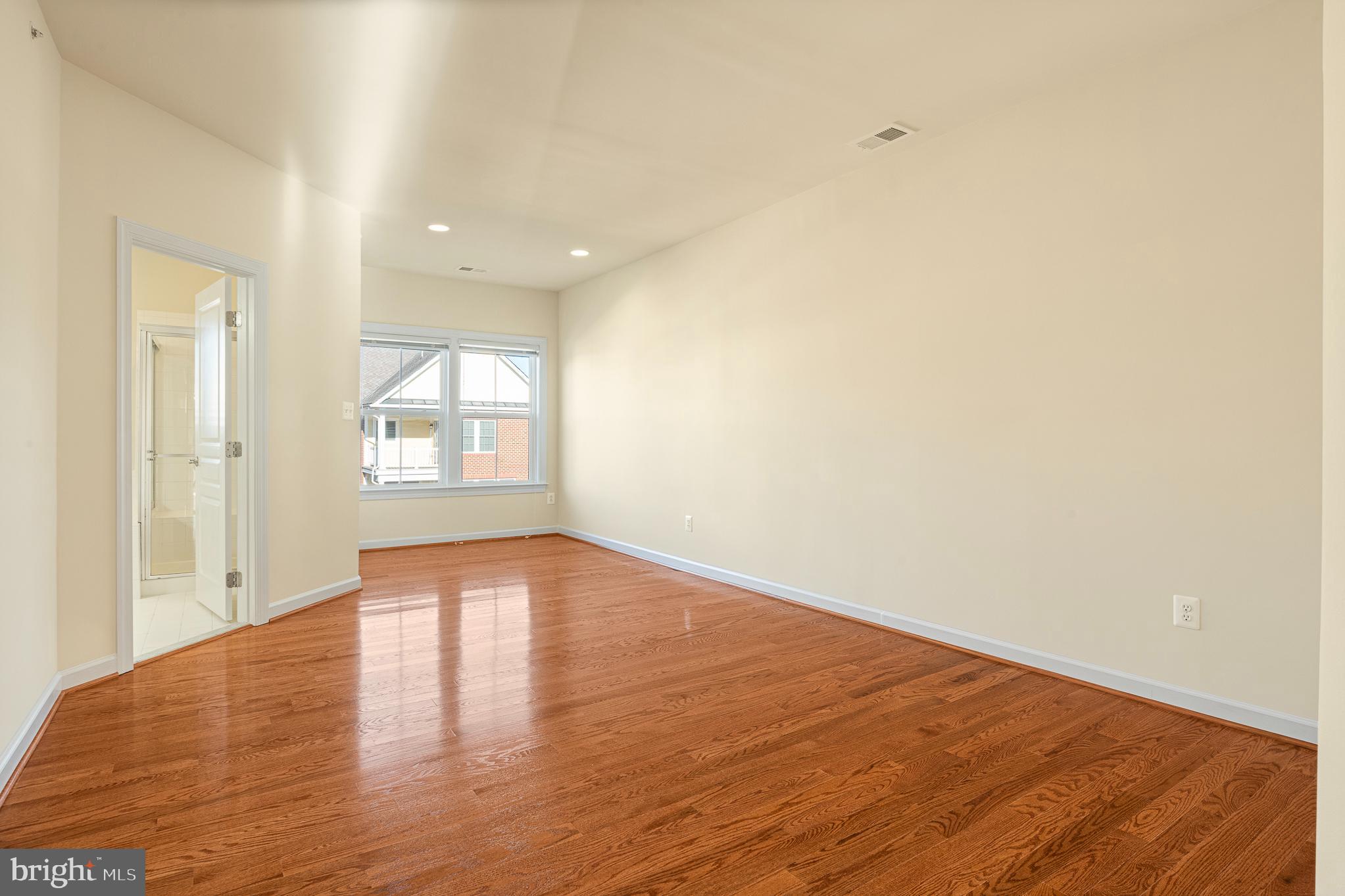 WATKINS MILL TOWN CENTER - Residential