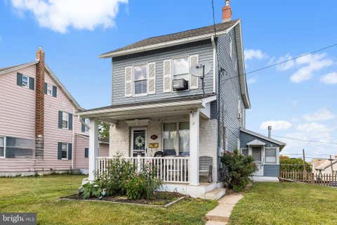 Homes For Sale - 127 S 4th Street<br/> Lehigh County, COPLAY, PA 18037