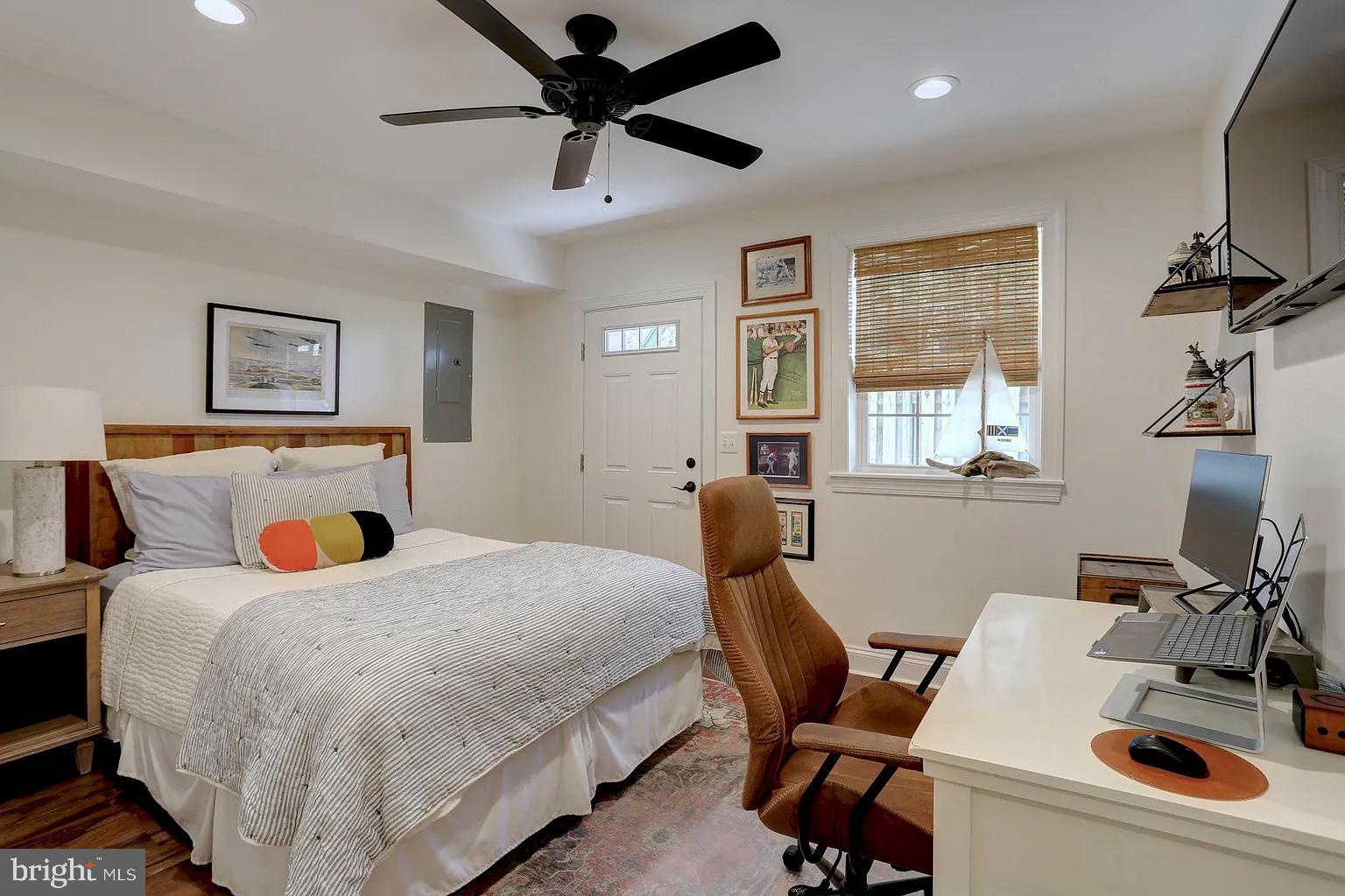 FEDERAL HILL HISTORIC DISTRICT - Residential Lease