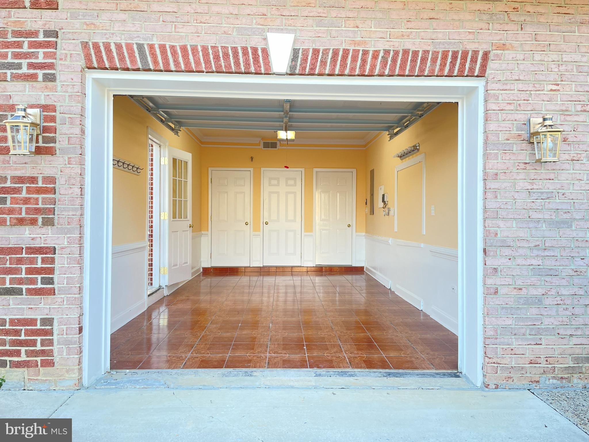 FRANCONIA - Residential