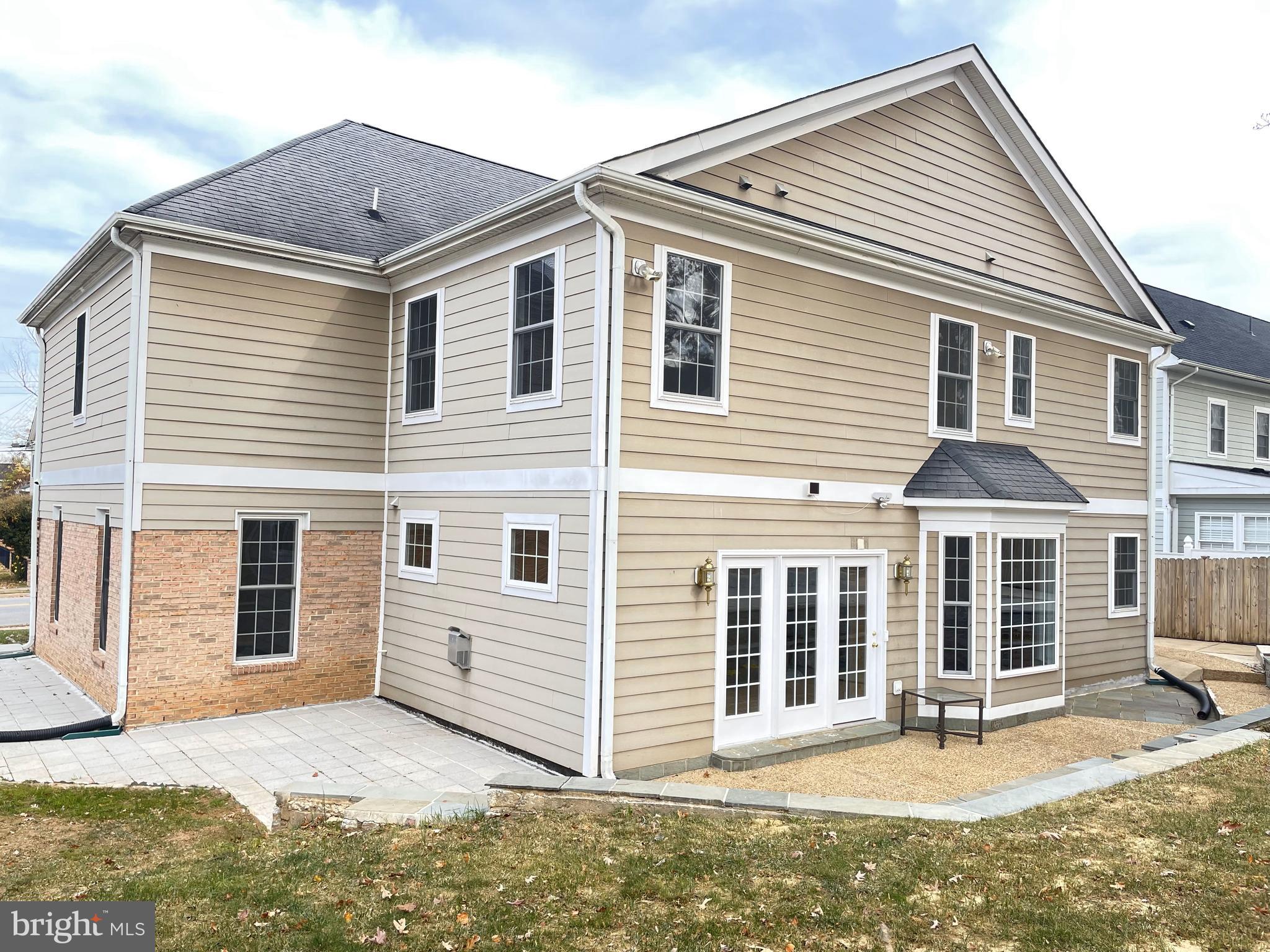 FRANCONIA - Residential