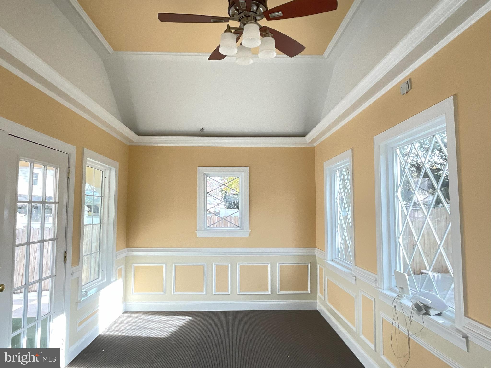 FRANCONIA - Residential