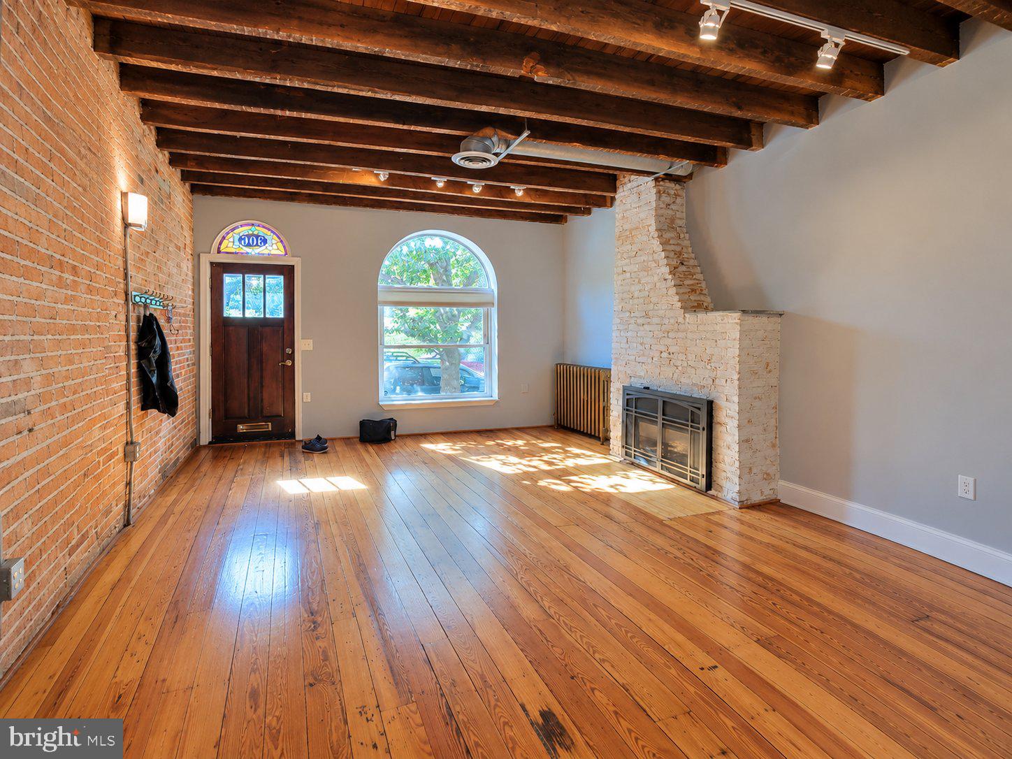 306 E RANDALL STREET