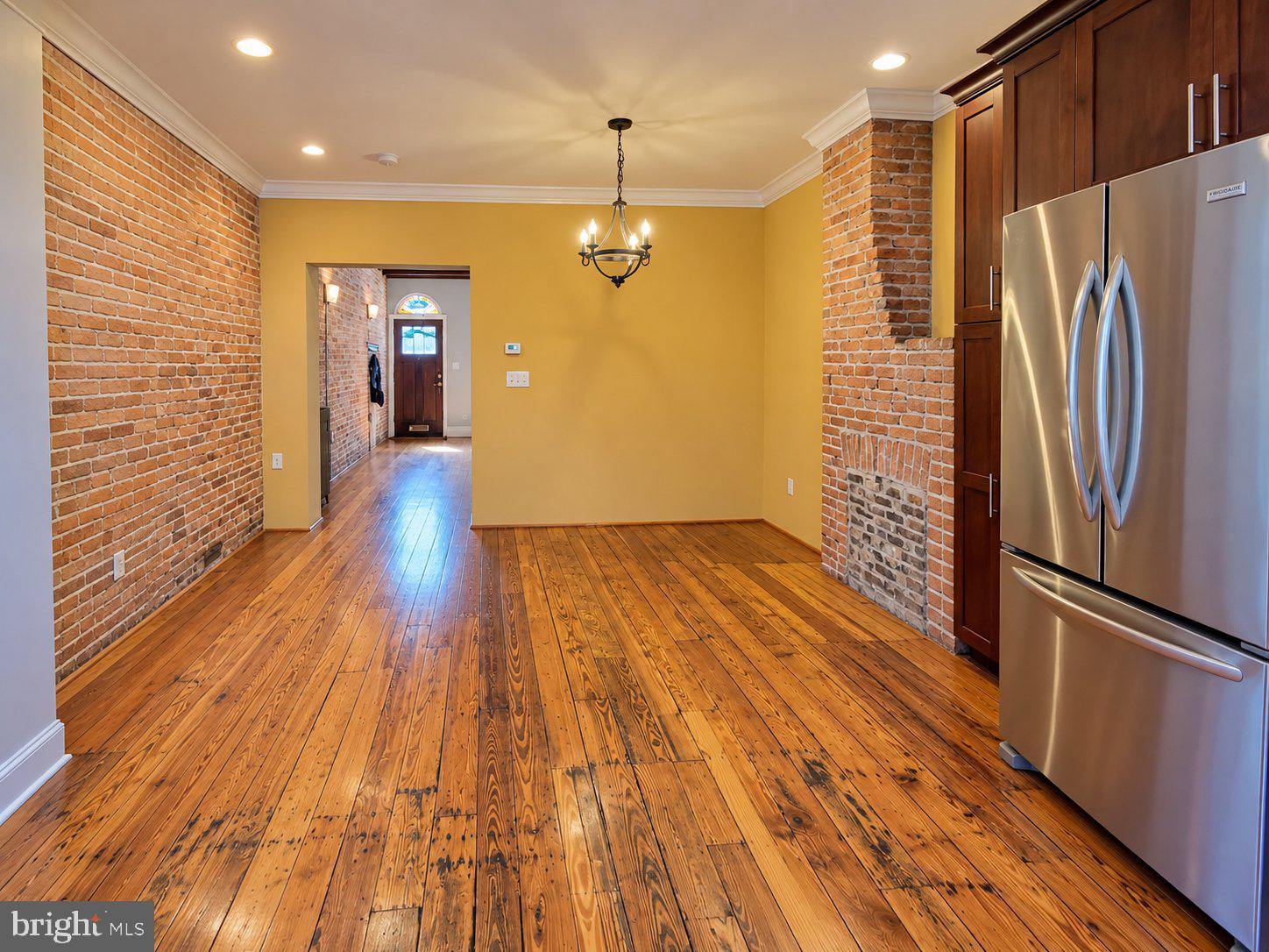 306 E RANDALL STREET