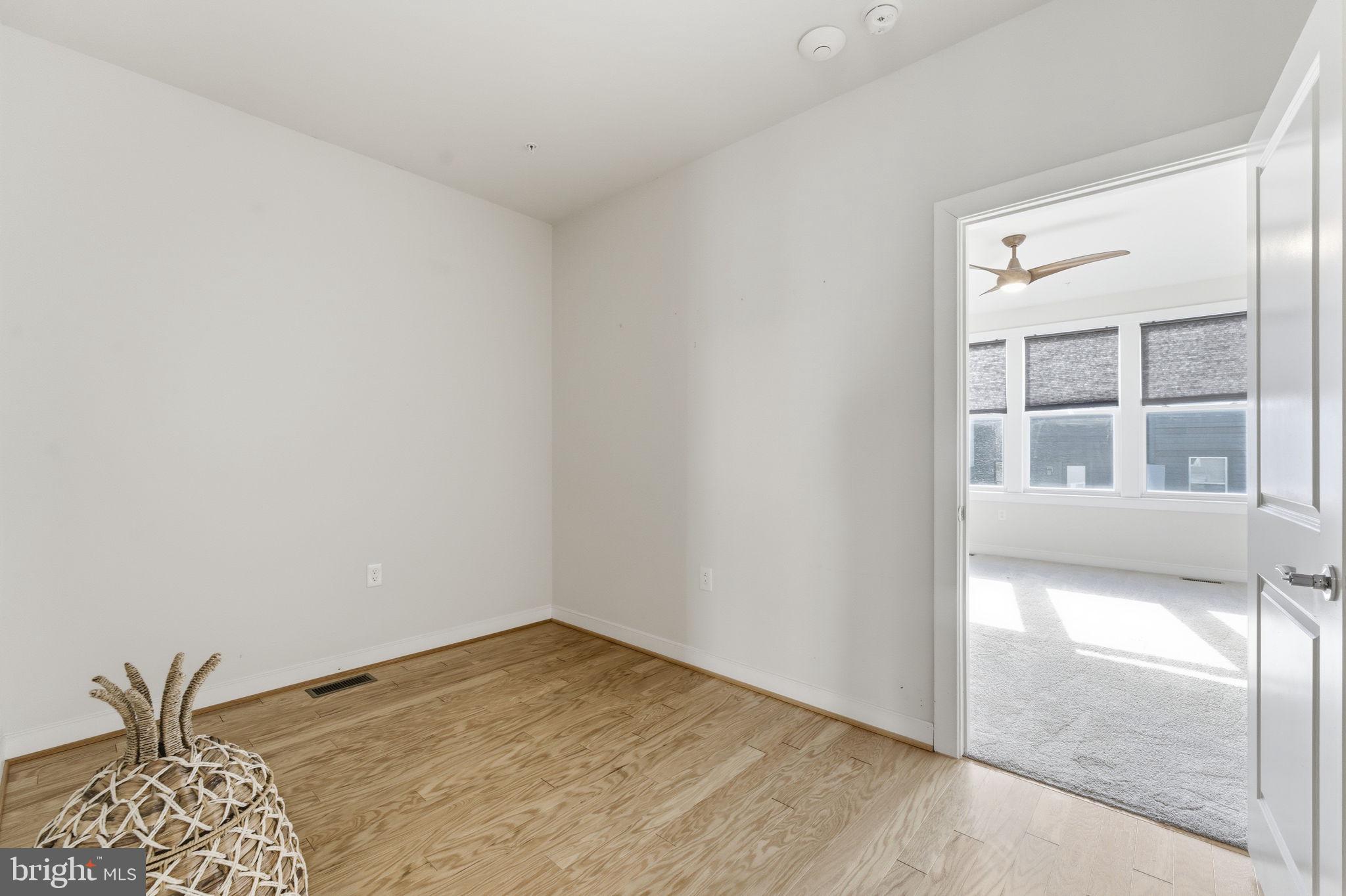 METROPARK AT ARROWBROOK - Residential Lease