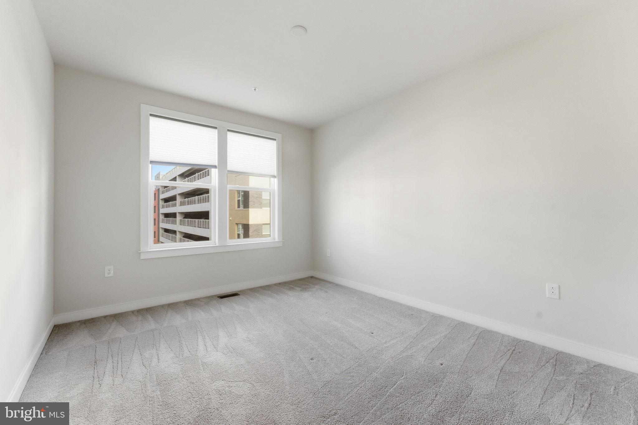 METROPARK AT ARROWBROOK - Residential Lease