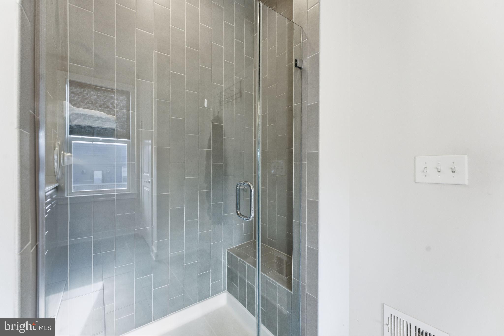 METROPARK AT ARROWBROOK - Residential Lease