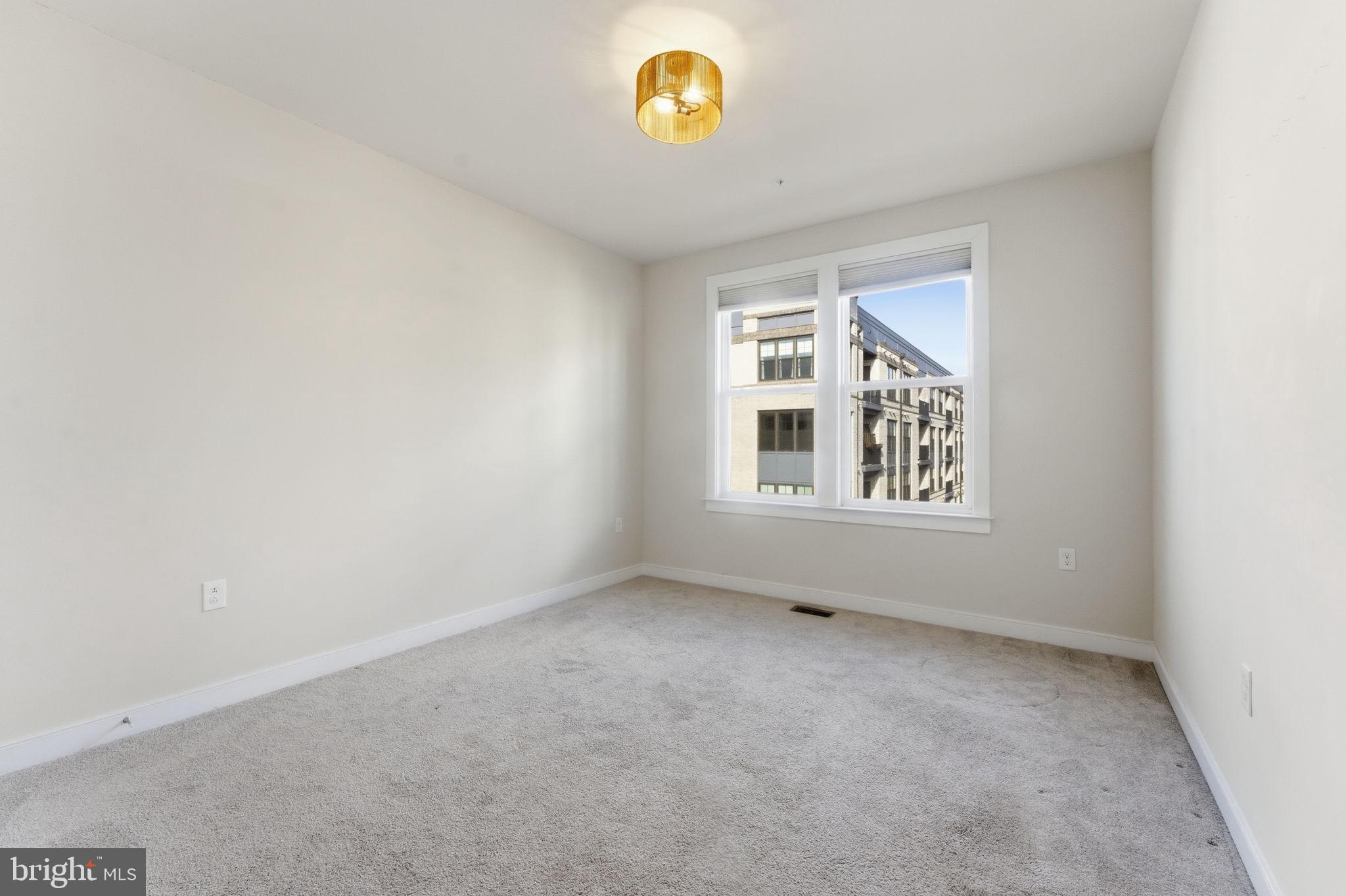 METROPARK AT ARROWBROOK - Residential Lease