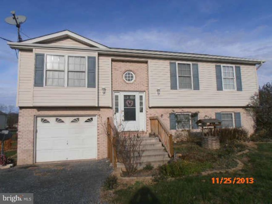 Exceptional corner lot. Fenced back yard that is nice & flat. Perfect for children or pets. Rear deck for your outdoor entertainment. Established trees and shrubbery in the front yard. Garage is large enough for a workshop. Basement has a full bath, bedroom and family room. kitchen adjoins dining room and living room. Three full baths. Minutes from I 81. Close to shopping & schools. Move in ready.