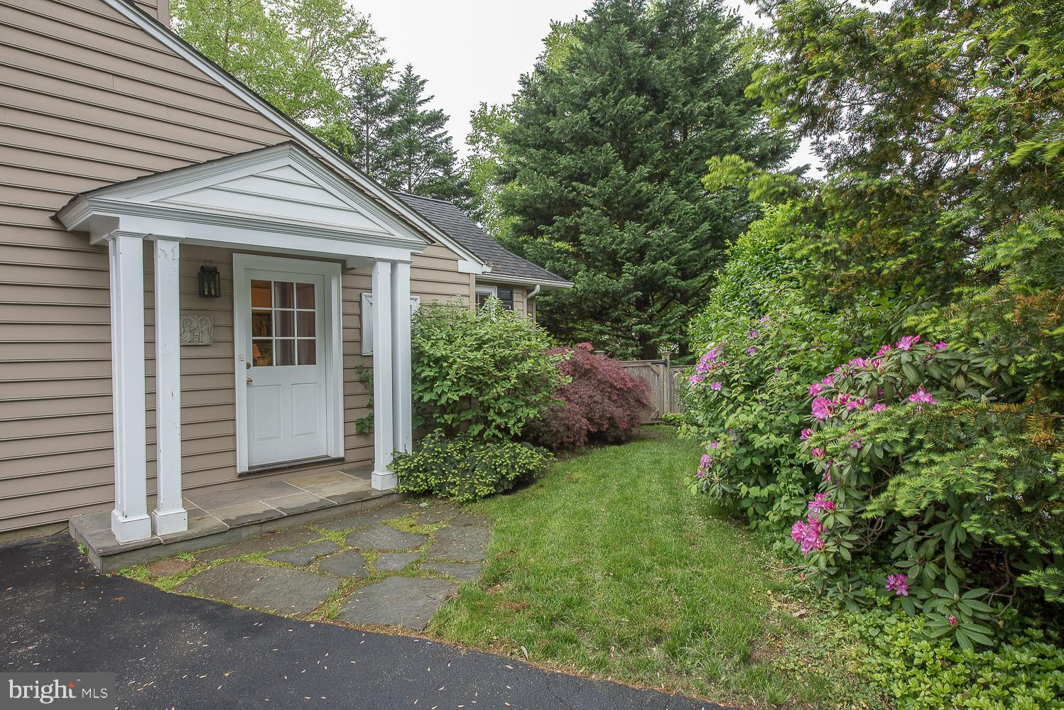 SOUTH WAYNE - Residential