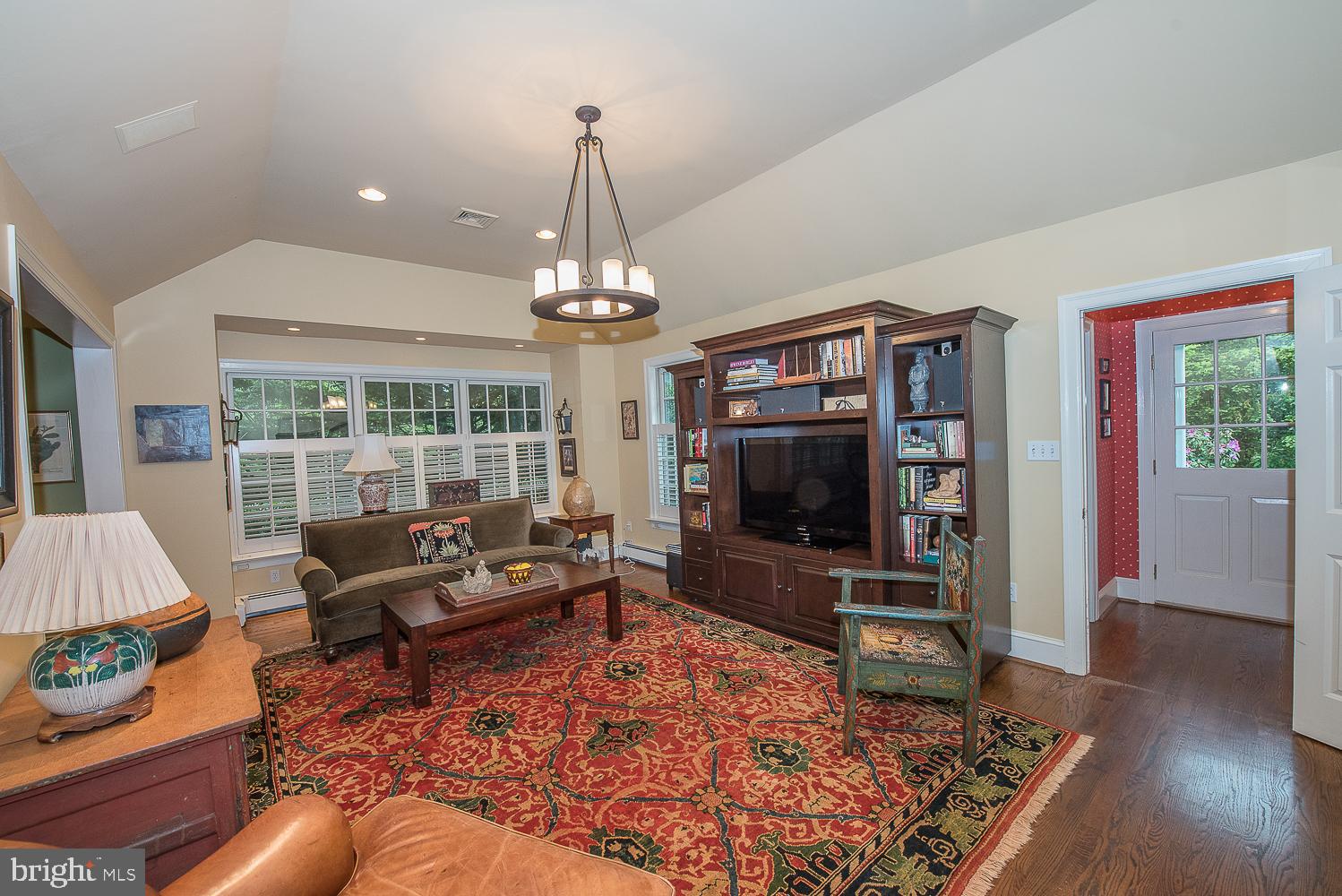 SOUTH WAYNE - Residential