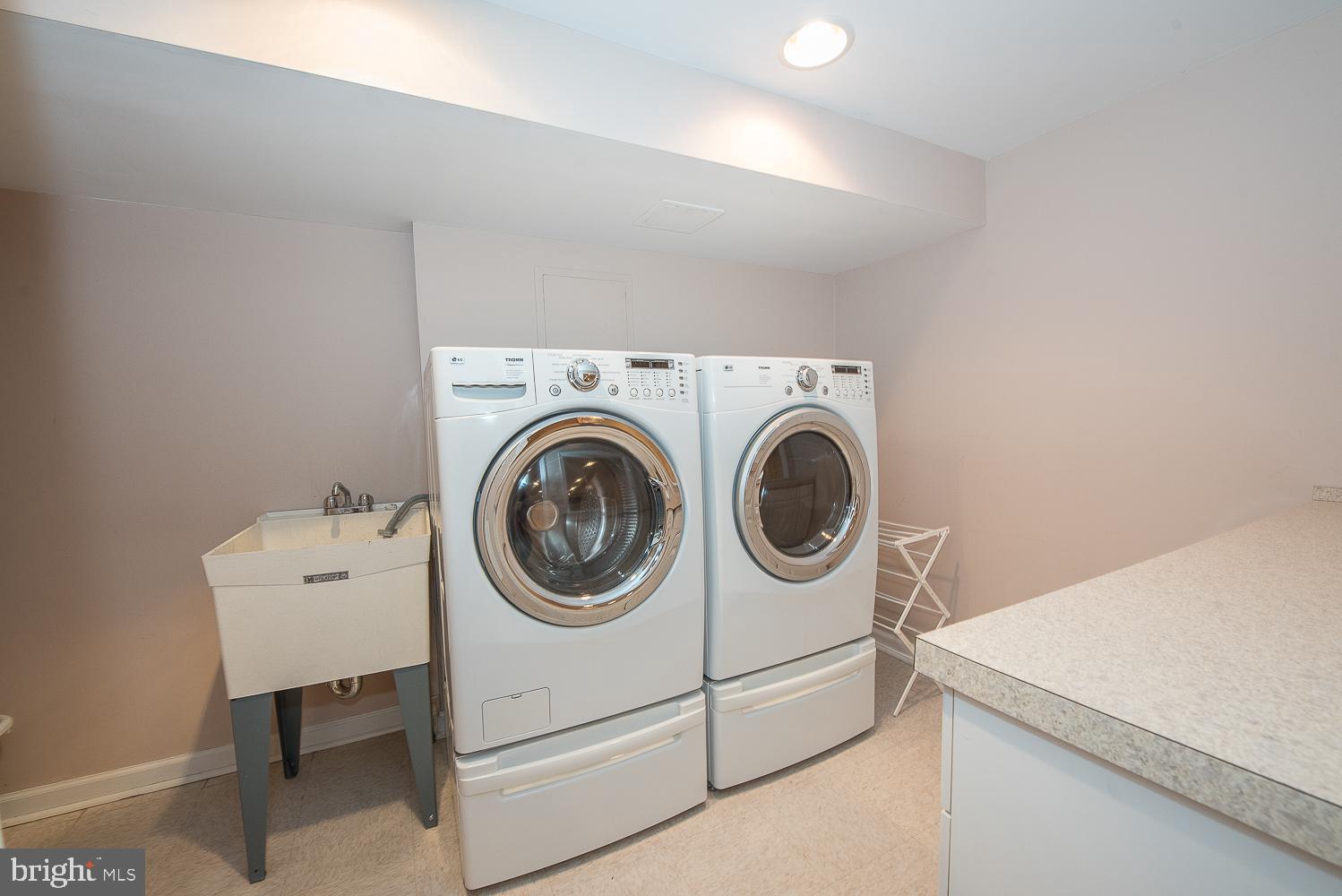 SOUTH WAYNE - Residential