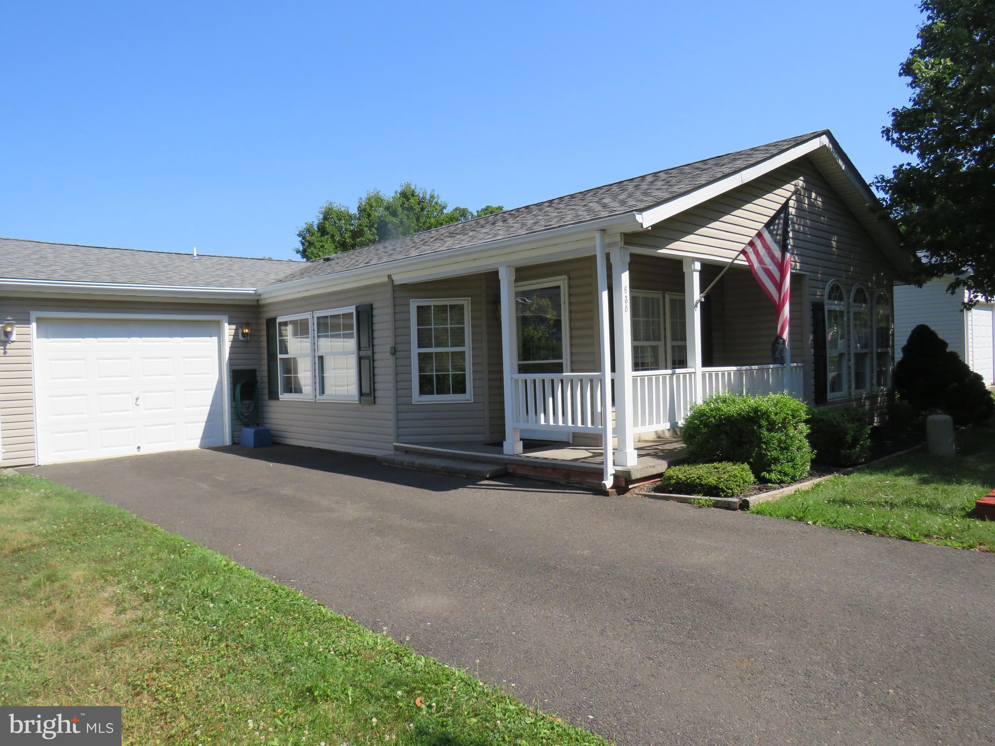 638 SPICEBUSH COURT