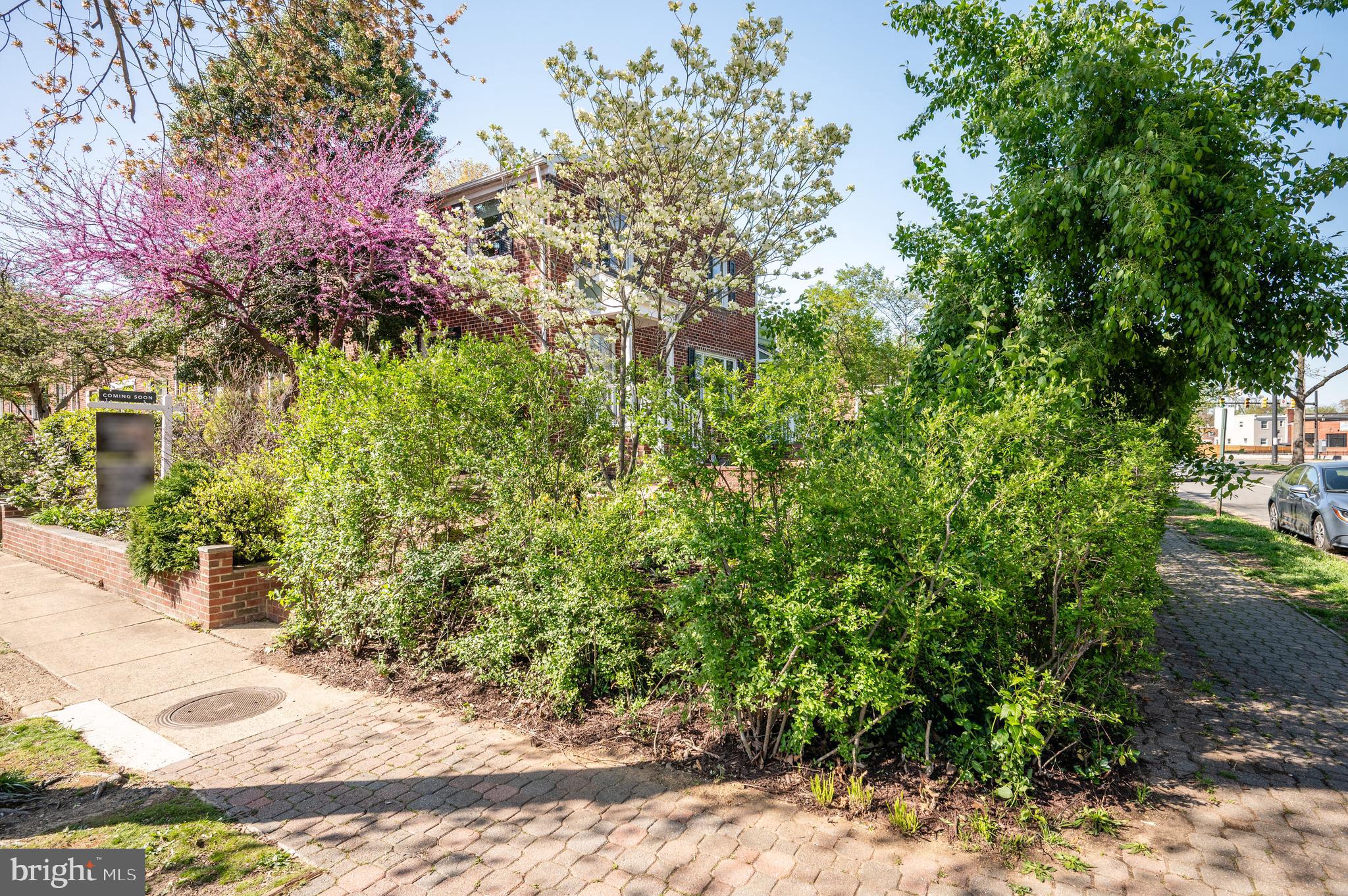 WARWICK VILLAGE - Residential