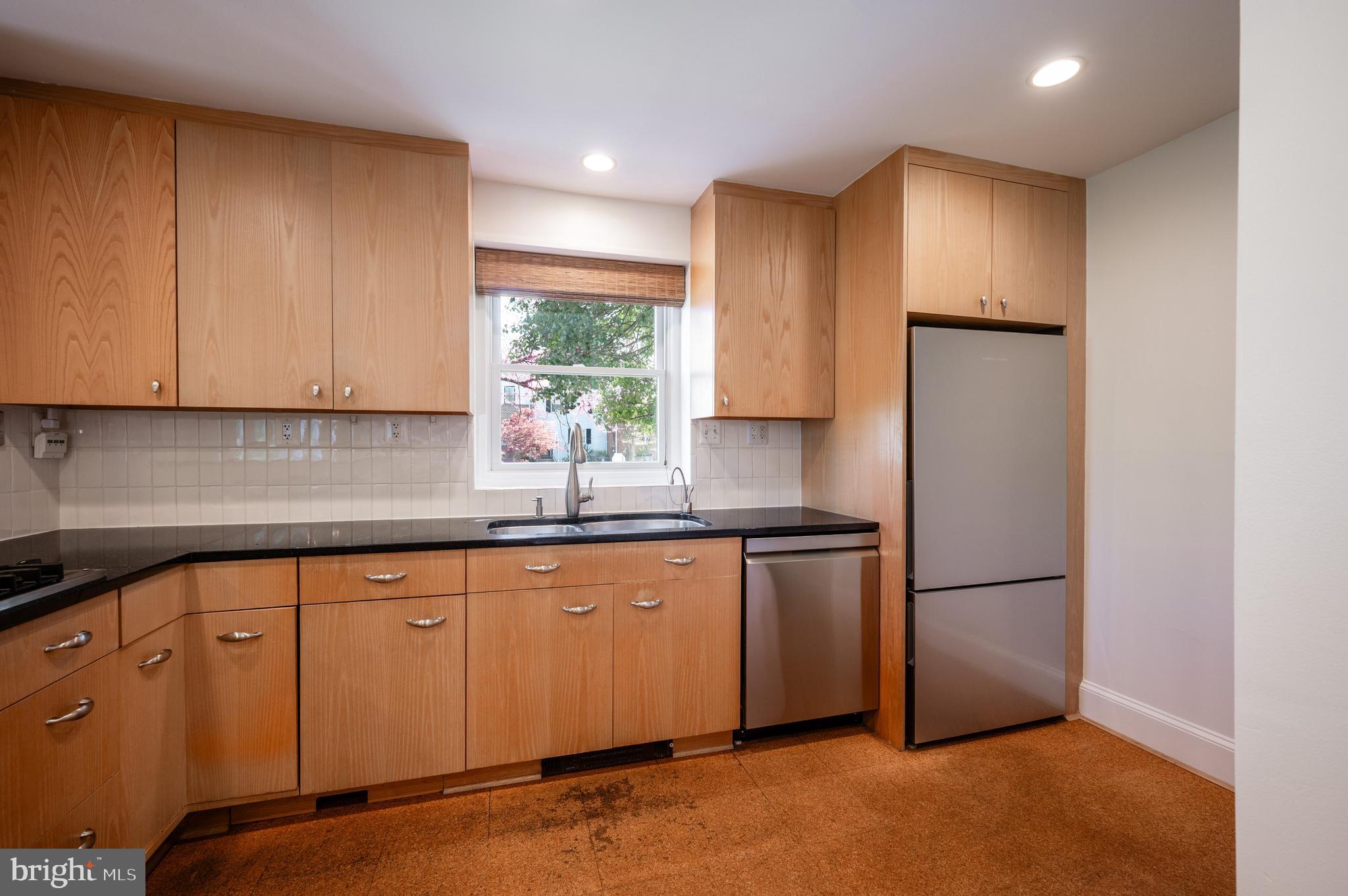 WARWICK VILLAGE - Residential