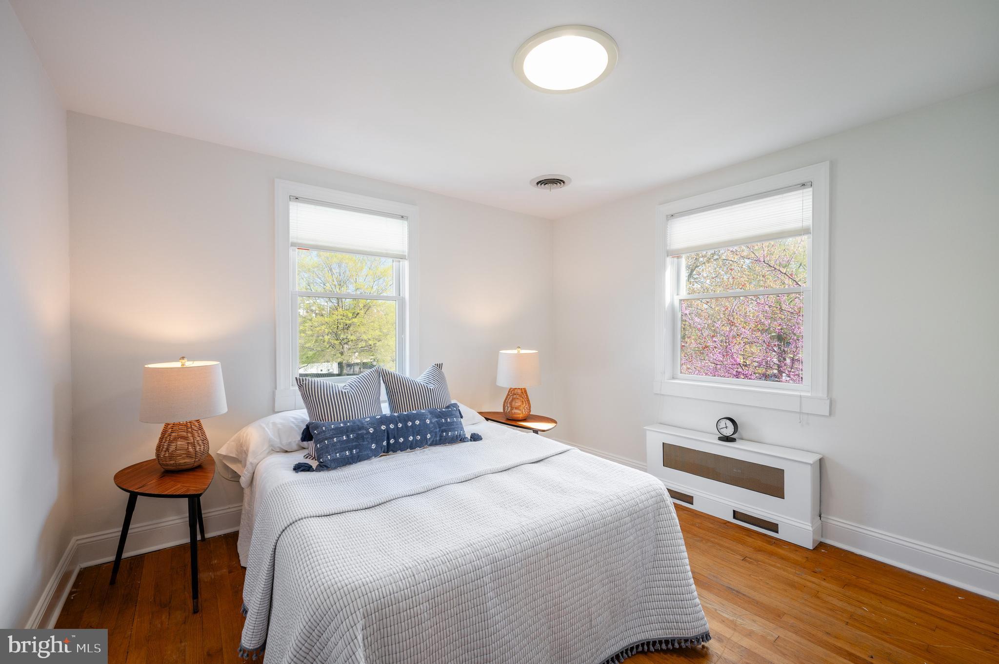 WARWICK VILLAGE - Residential