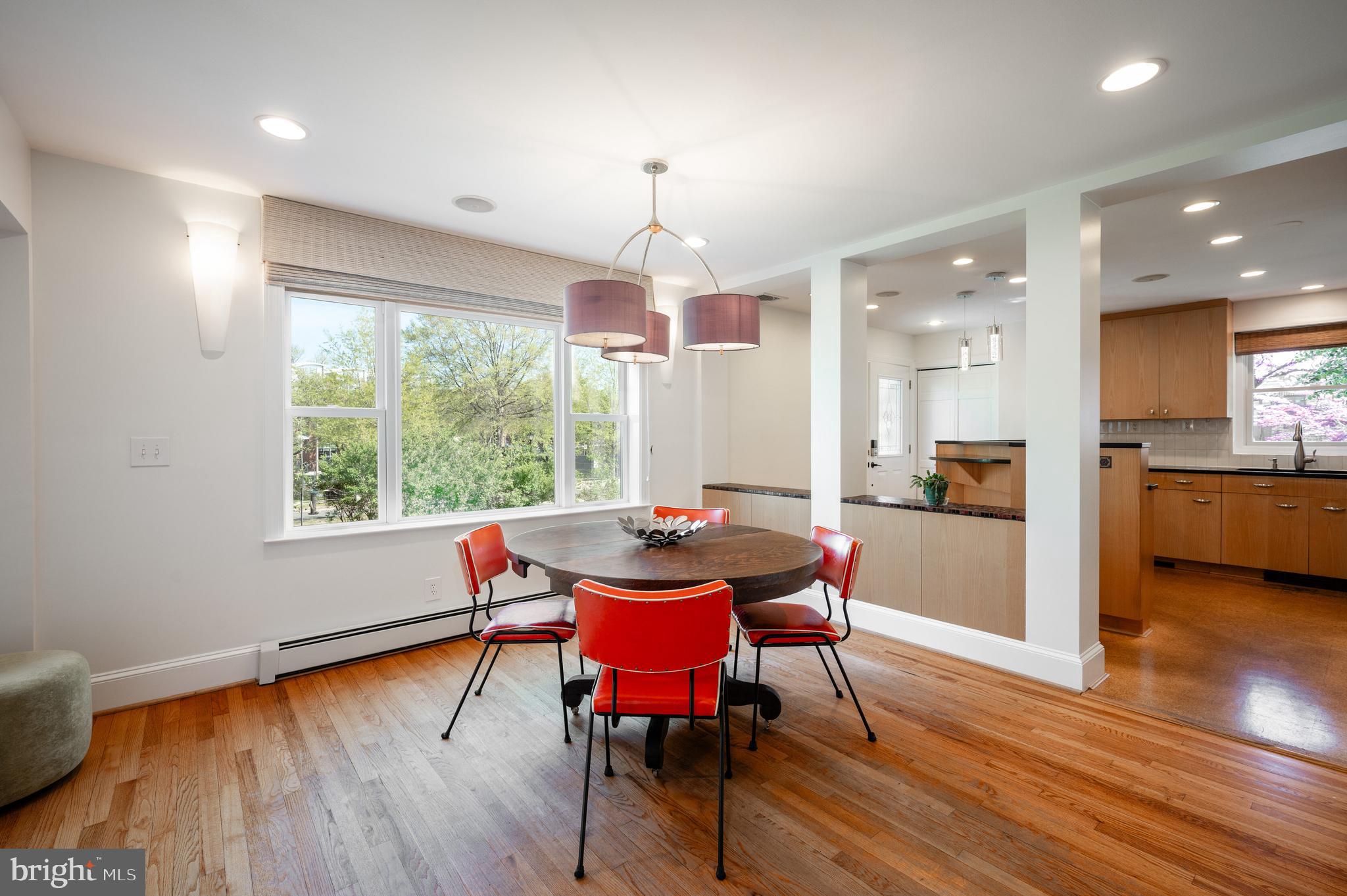 WARWICK VILLAGE - Residential