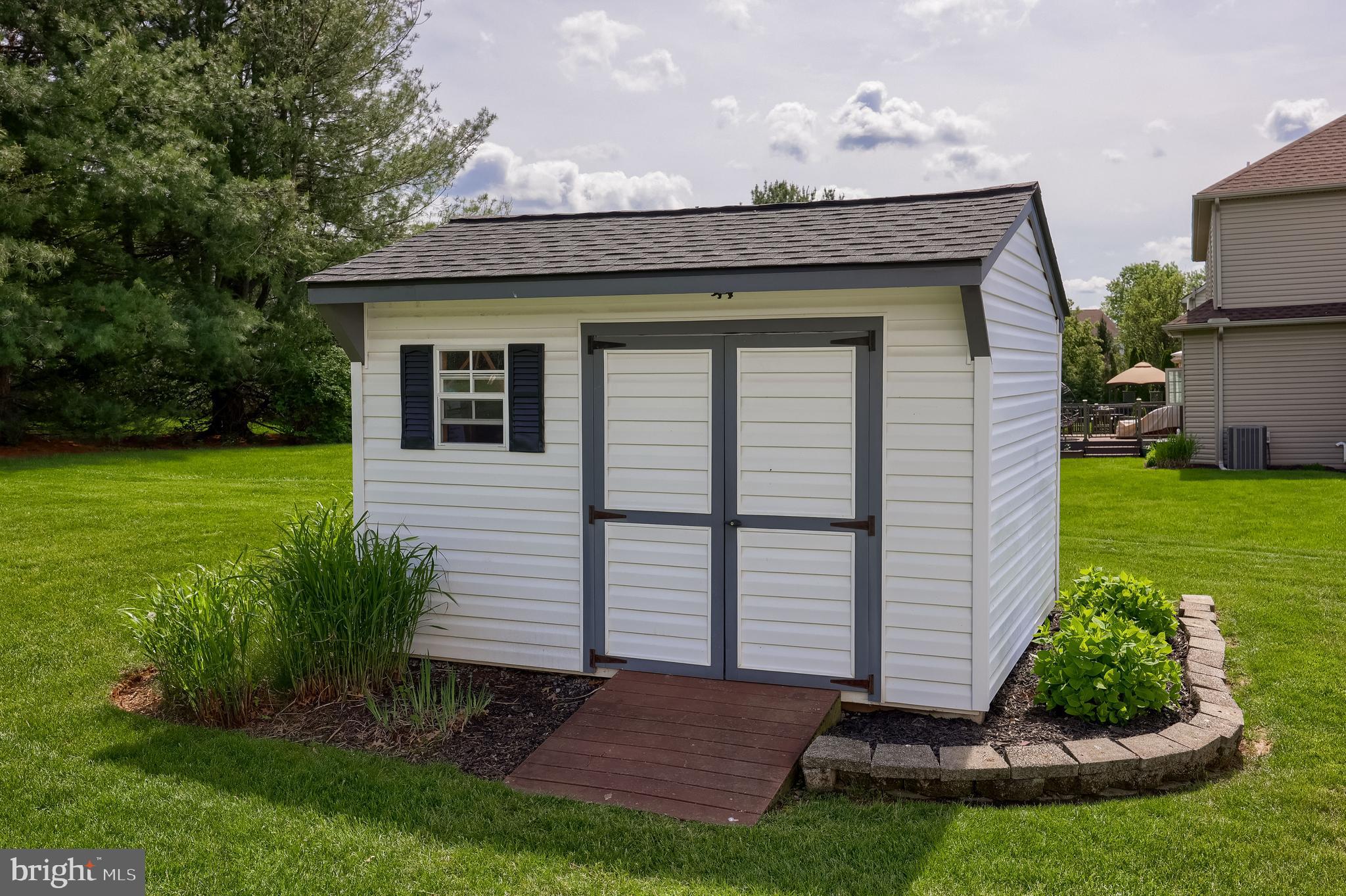 LITTLE CREEK FARMS - Residential