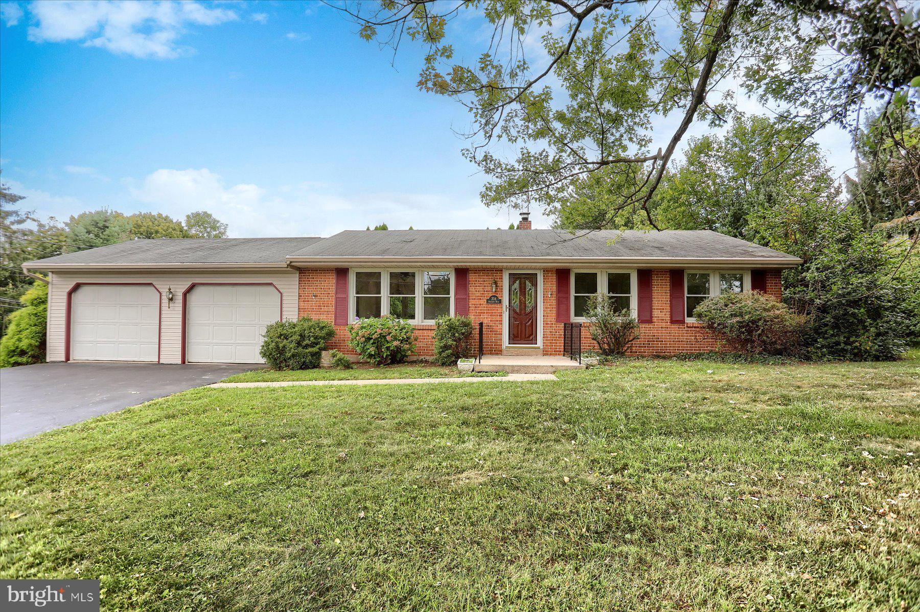 REESERS SUMMIT - Residential