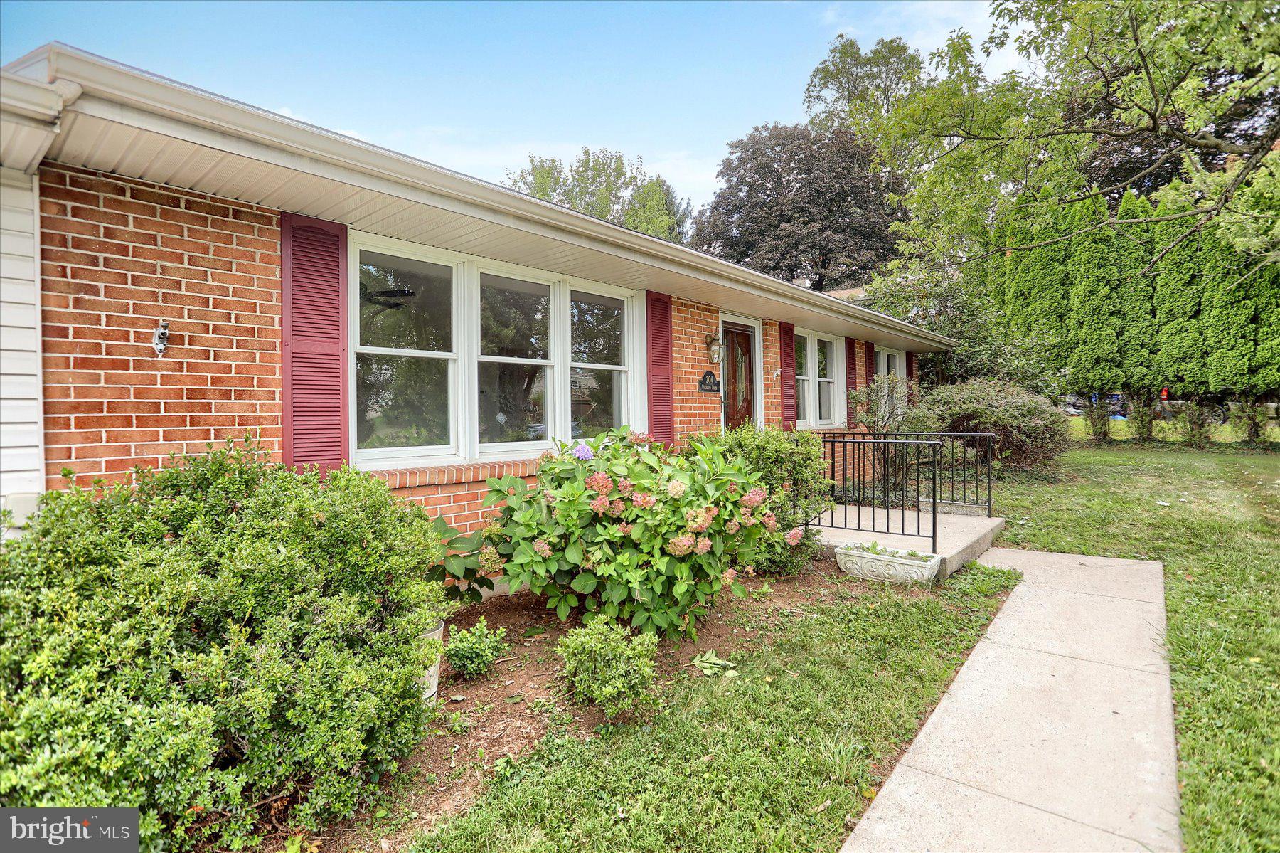 REESERS SUMMIT - Residential