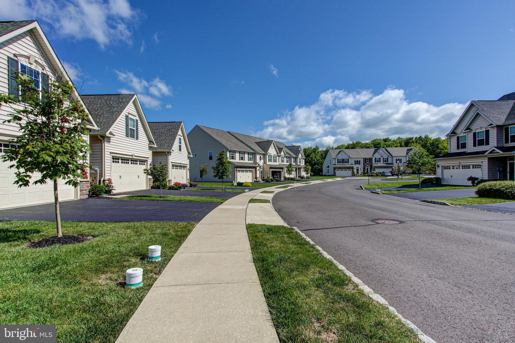 ARBOURS AT MORGAN CR - Residential