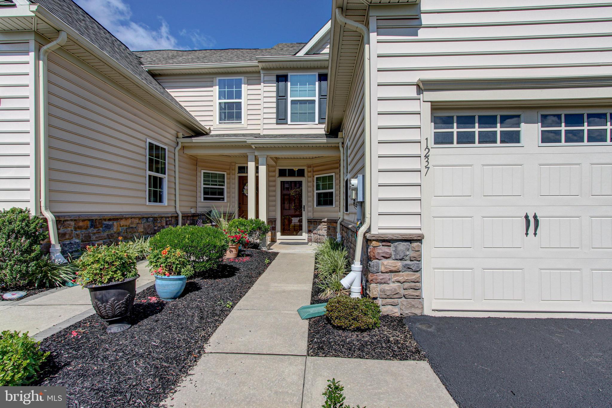 ARBOURS AT MORGAN CR - Residential