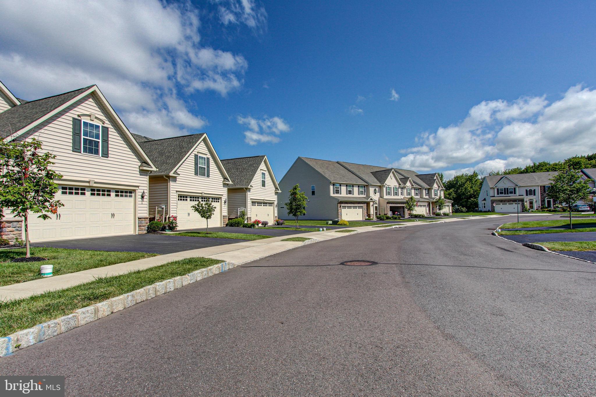 ARBOURS AT MORGAN CR - Residential