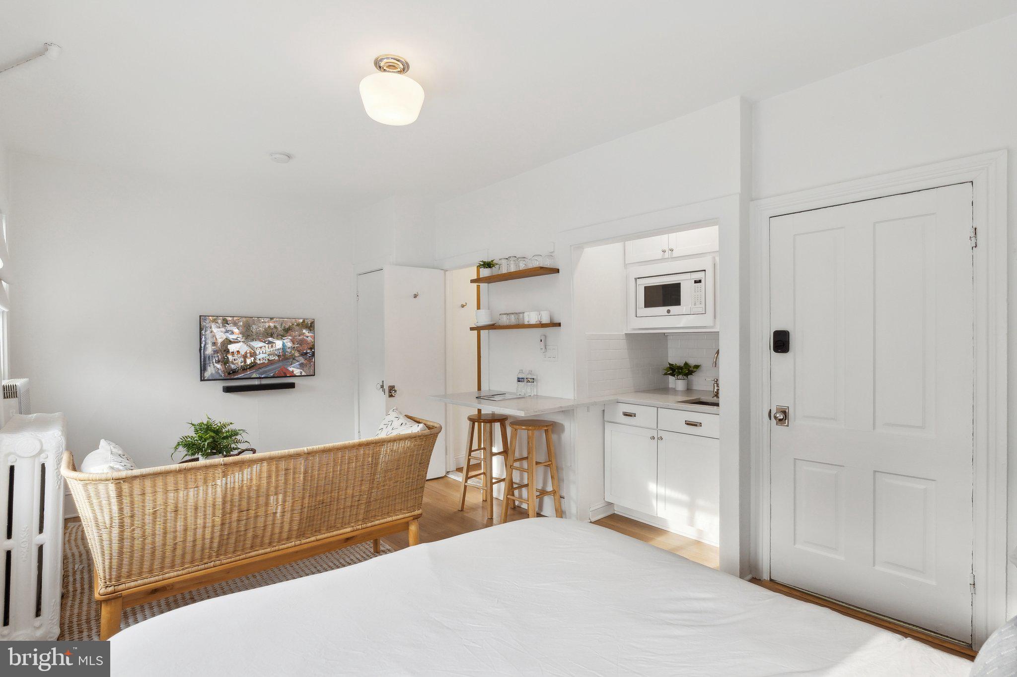 HISTORIC DISTRICT - Residential Income