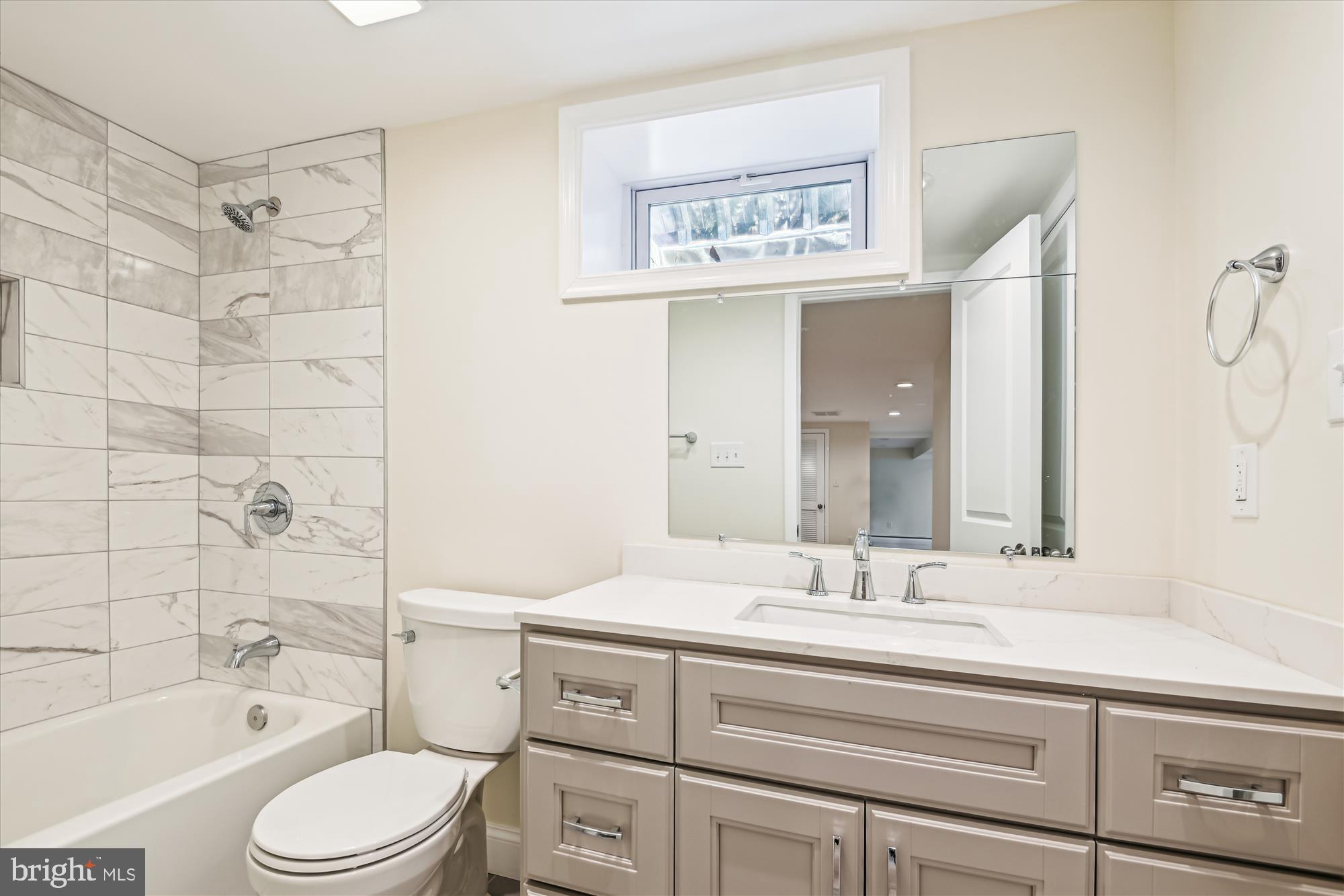 REGULARS - Residential