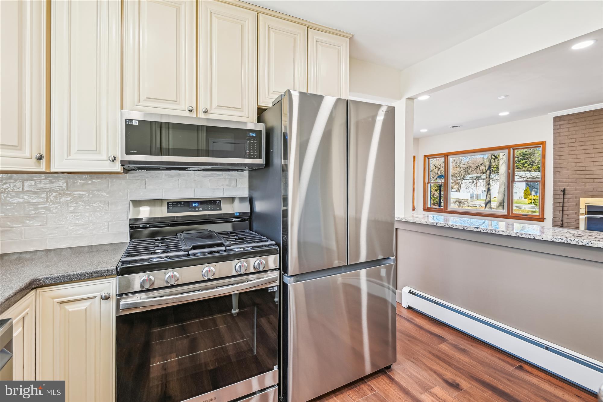 REGULARS - Residential