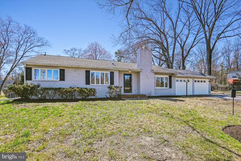 223 MOUNTAIN ROAD PASADENA MD 21122