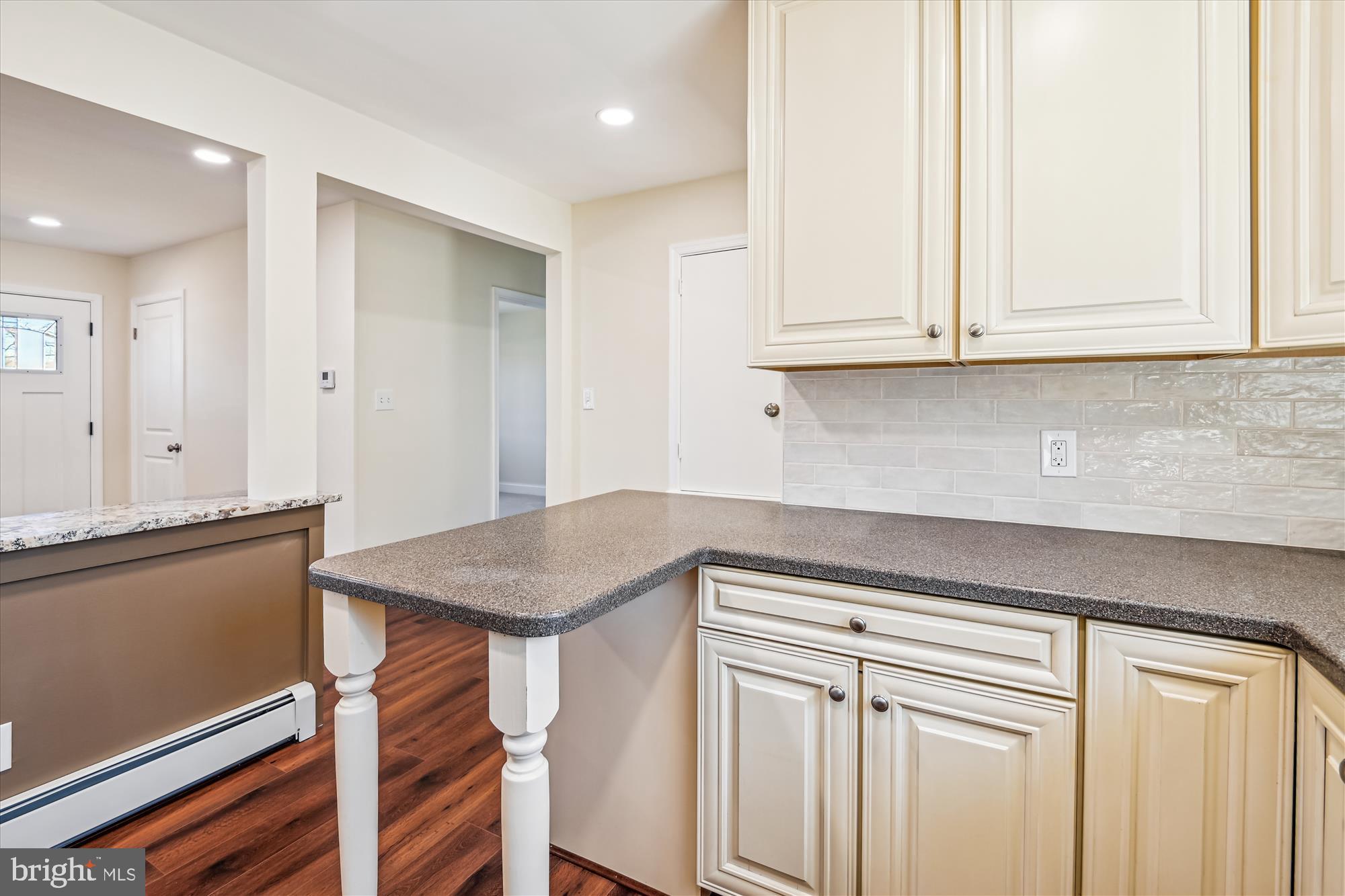 REGULARS - Residential