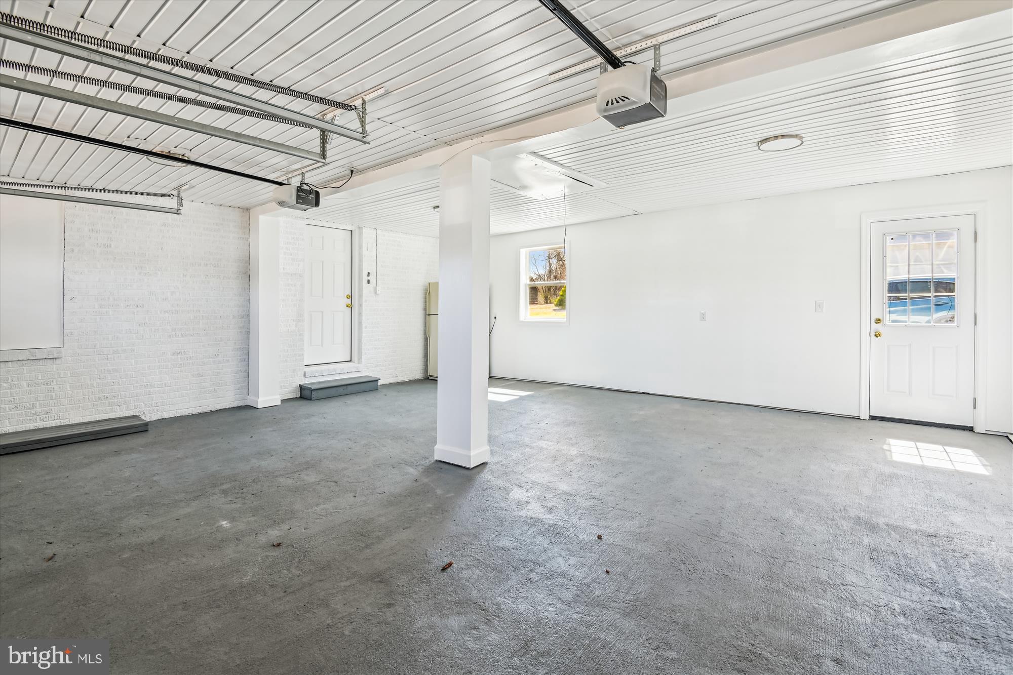 REGULARS - Residential