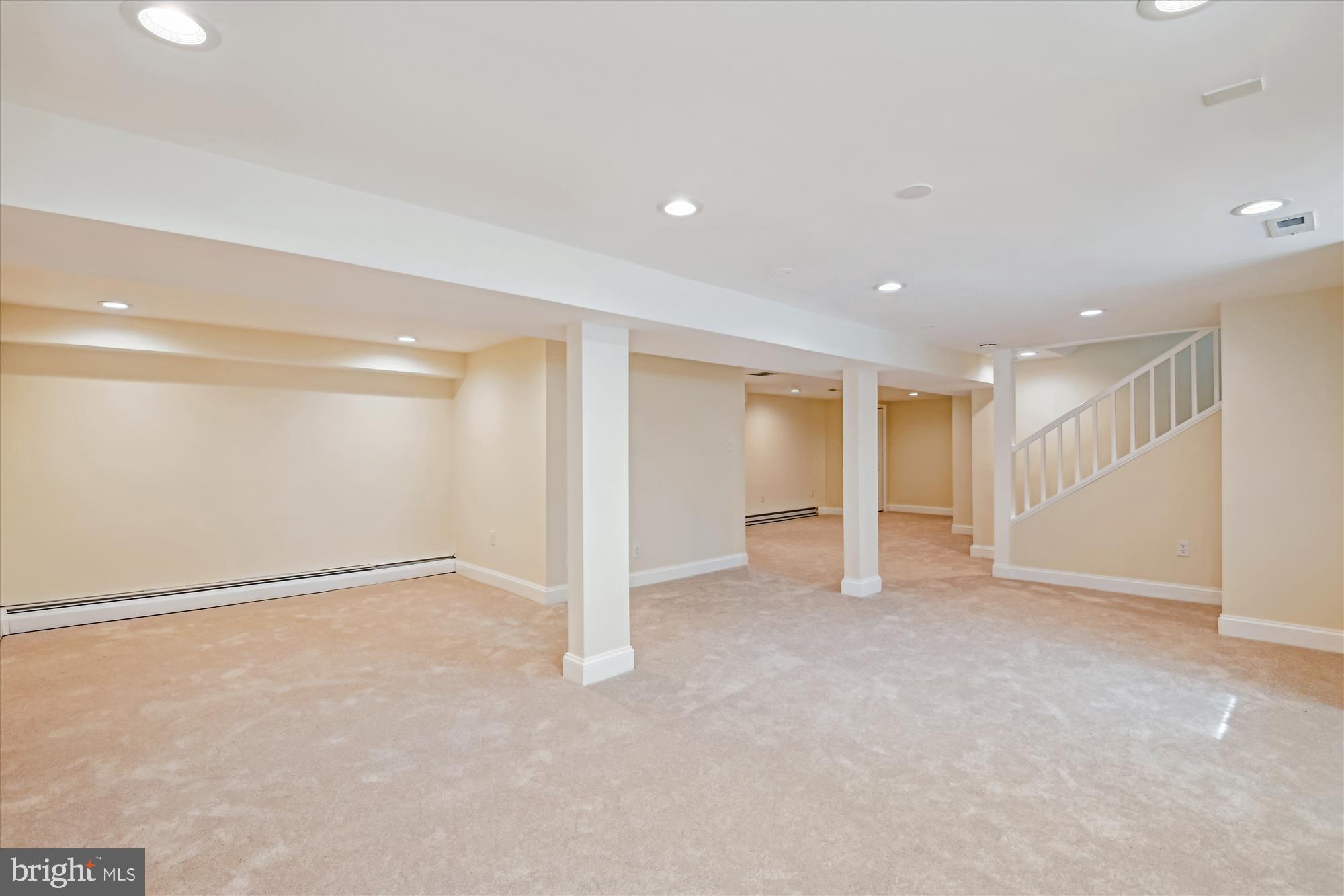 REGULARS - Residential