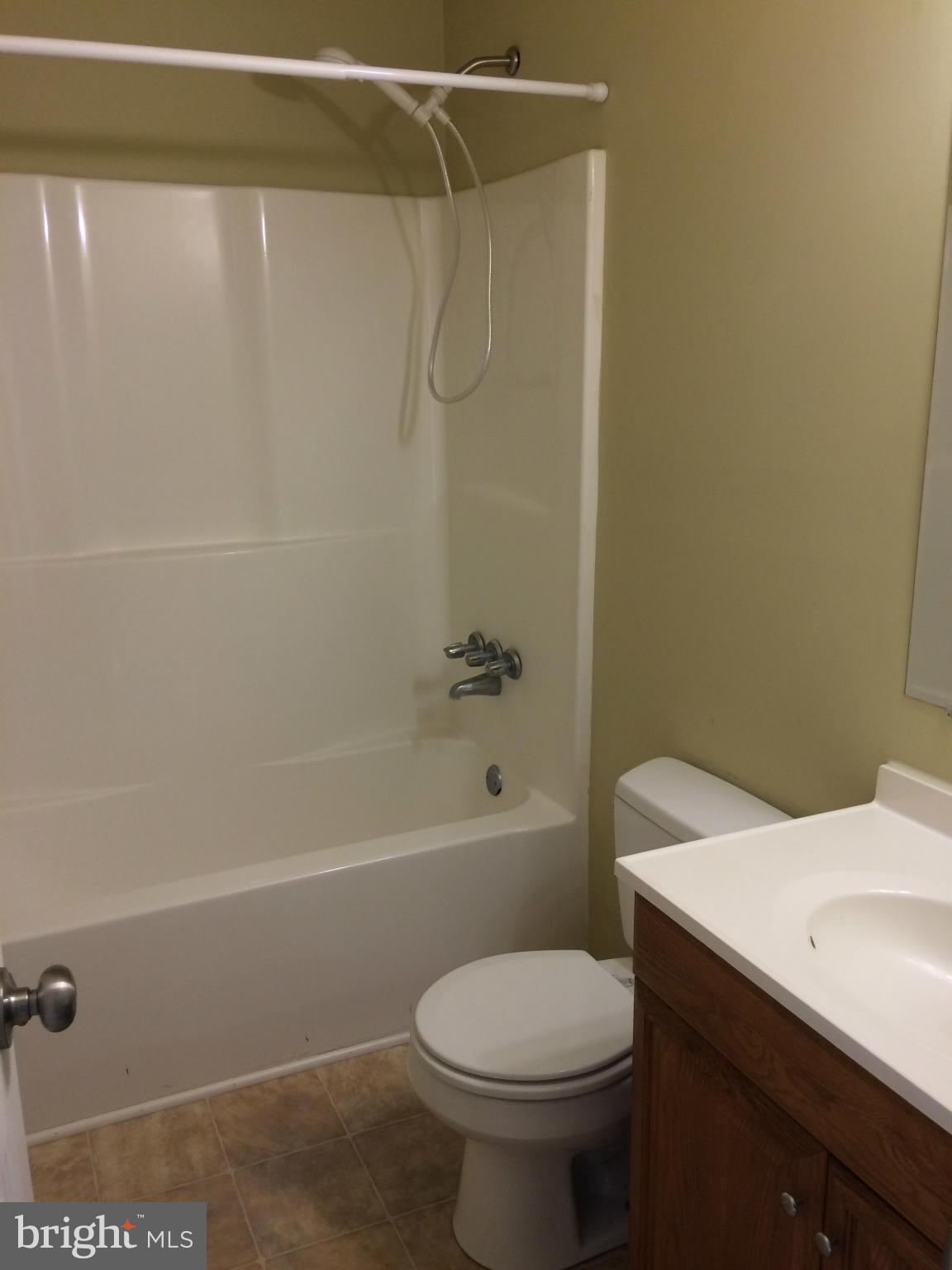 CAROLINE PINES - Residential Lease